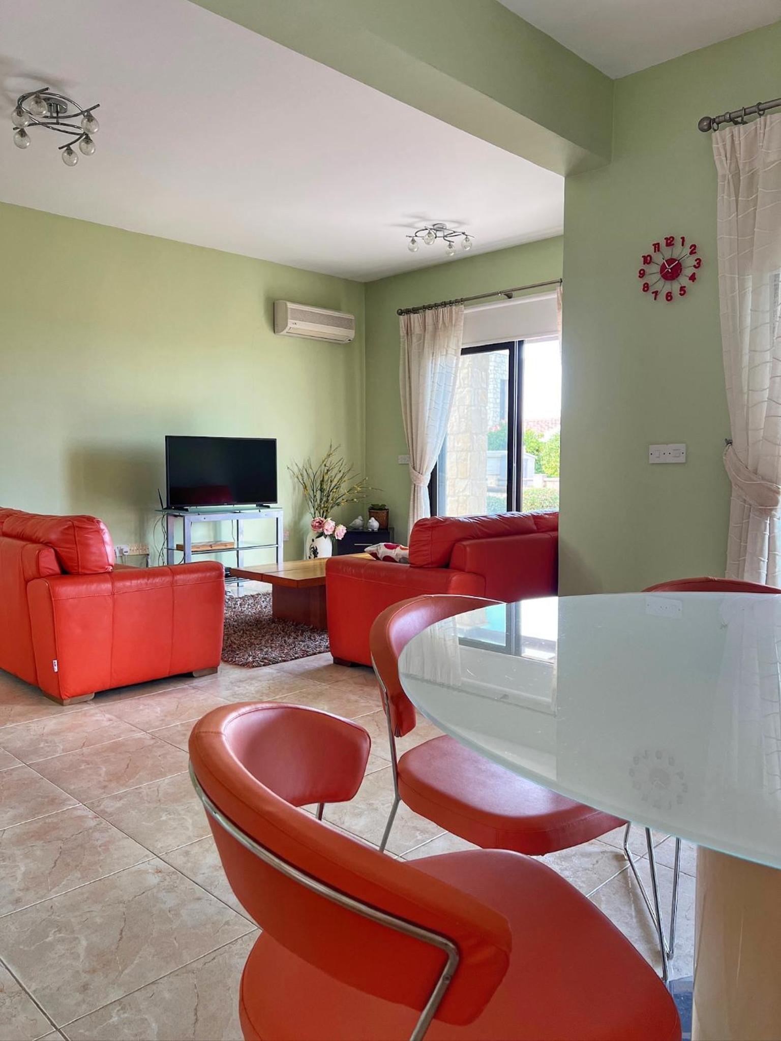 Three-Bedroom Villa photo 3
