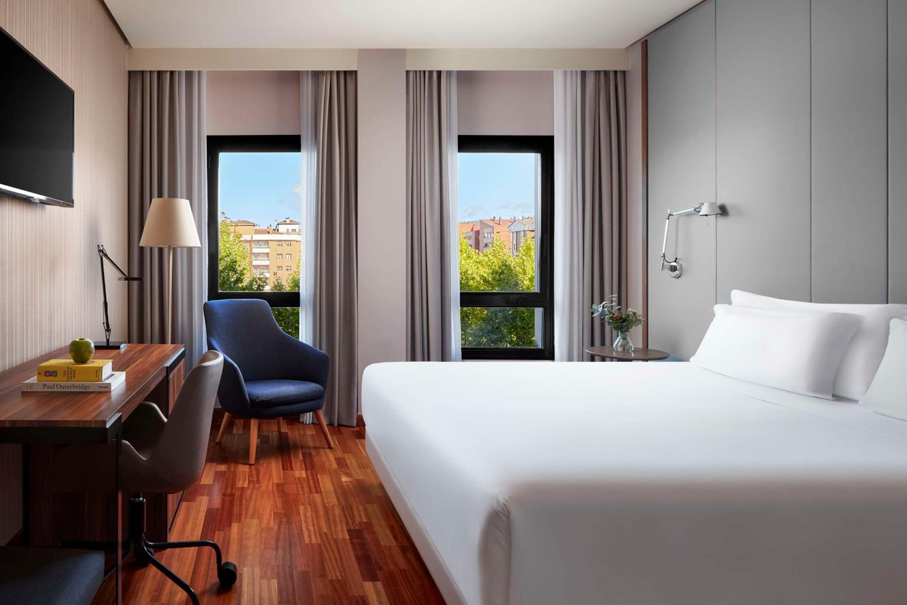 Standard Double or Twin Room - Photo 1