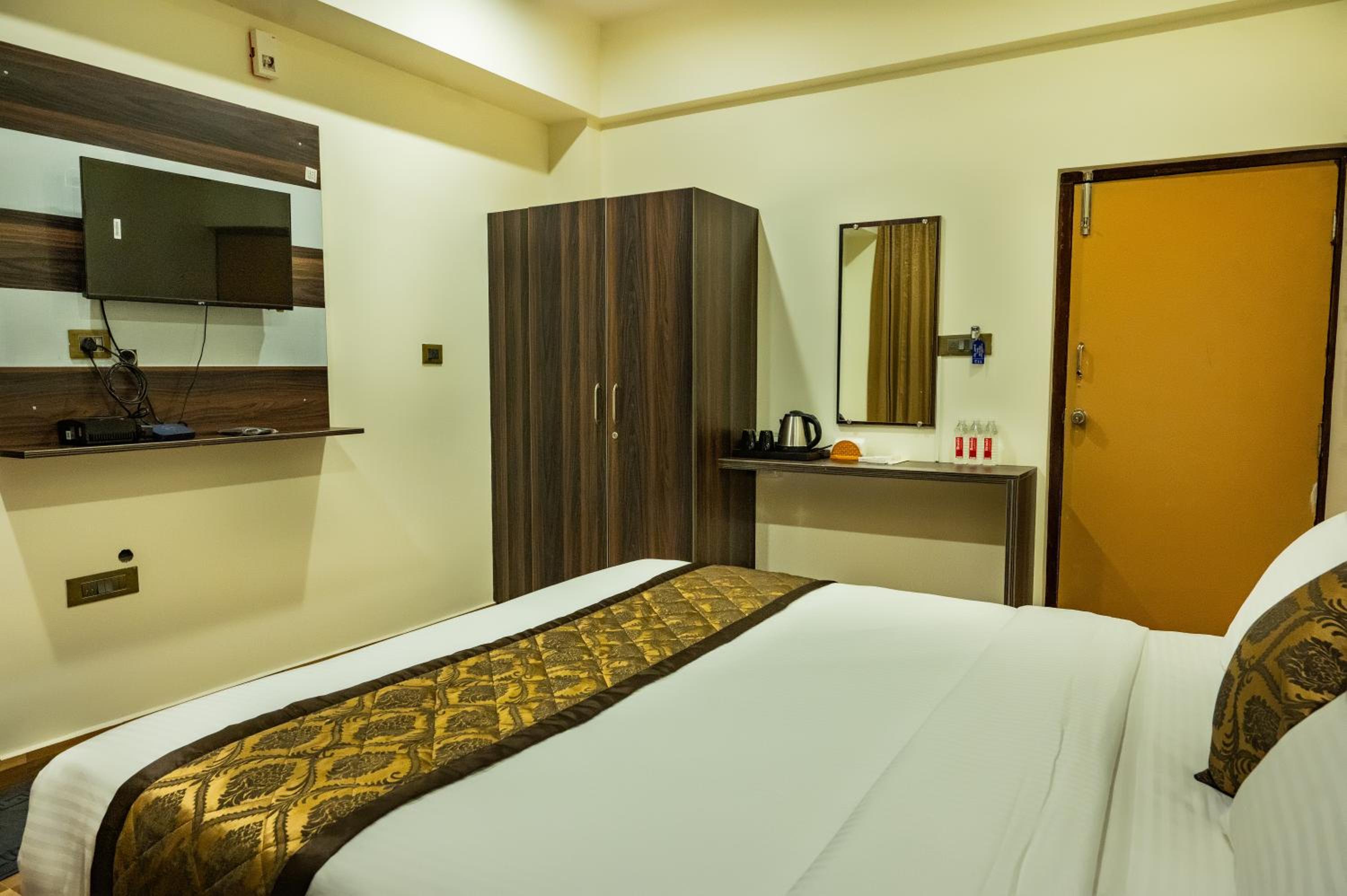 Double Or Twin Room photo 1