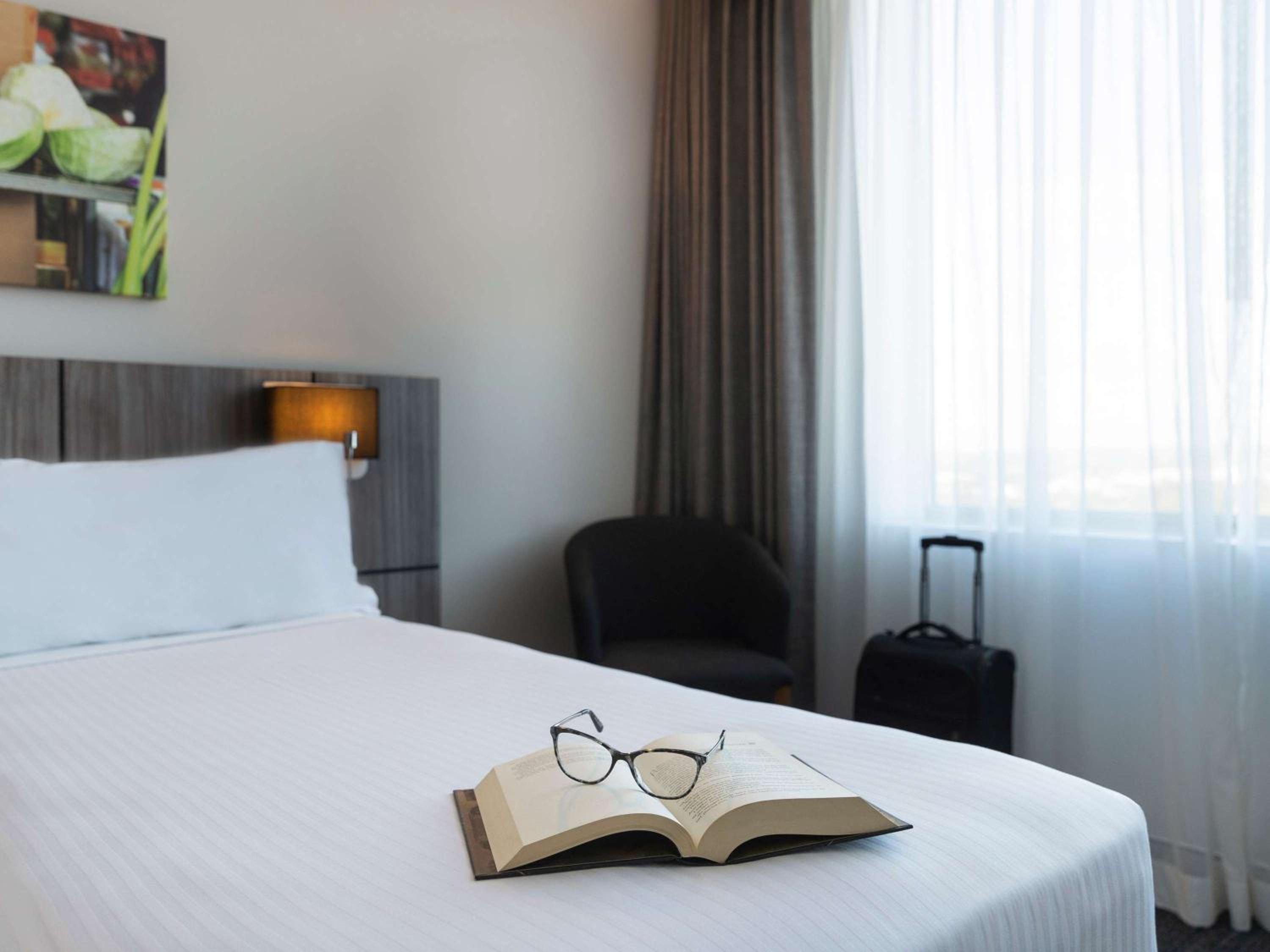 Superior King Room - Photo 10