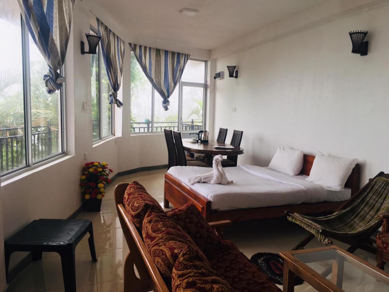 Family Suite with Balcony photo 2