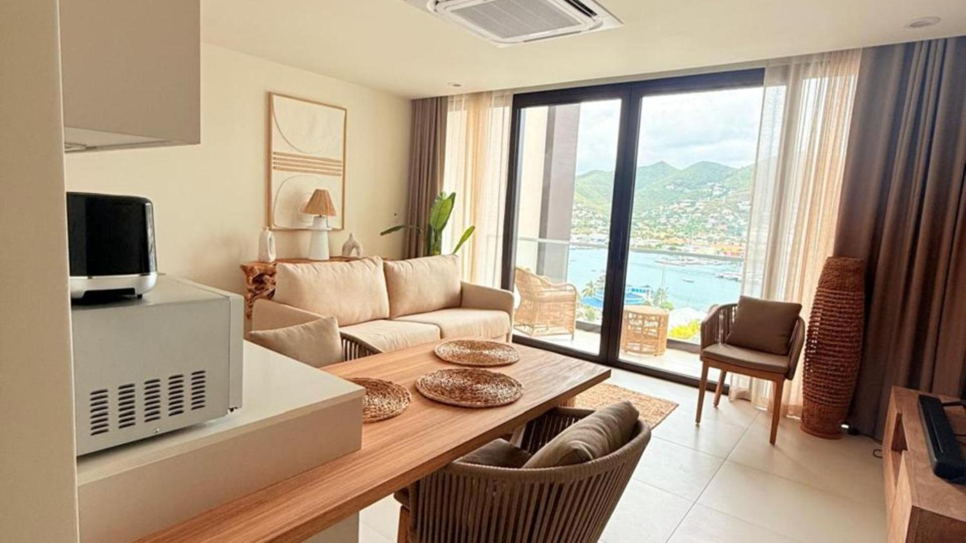 One-Bedroom Apartment with Balcony