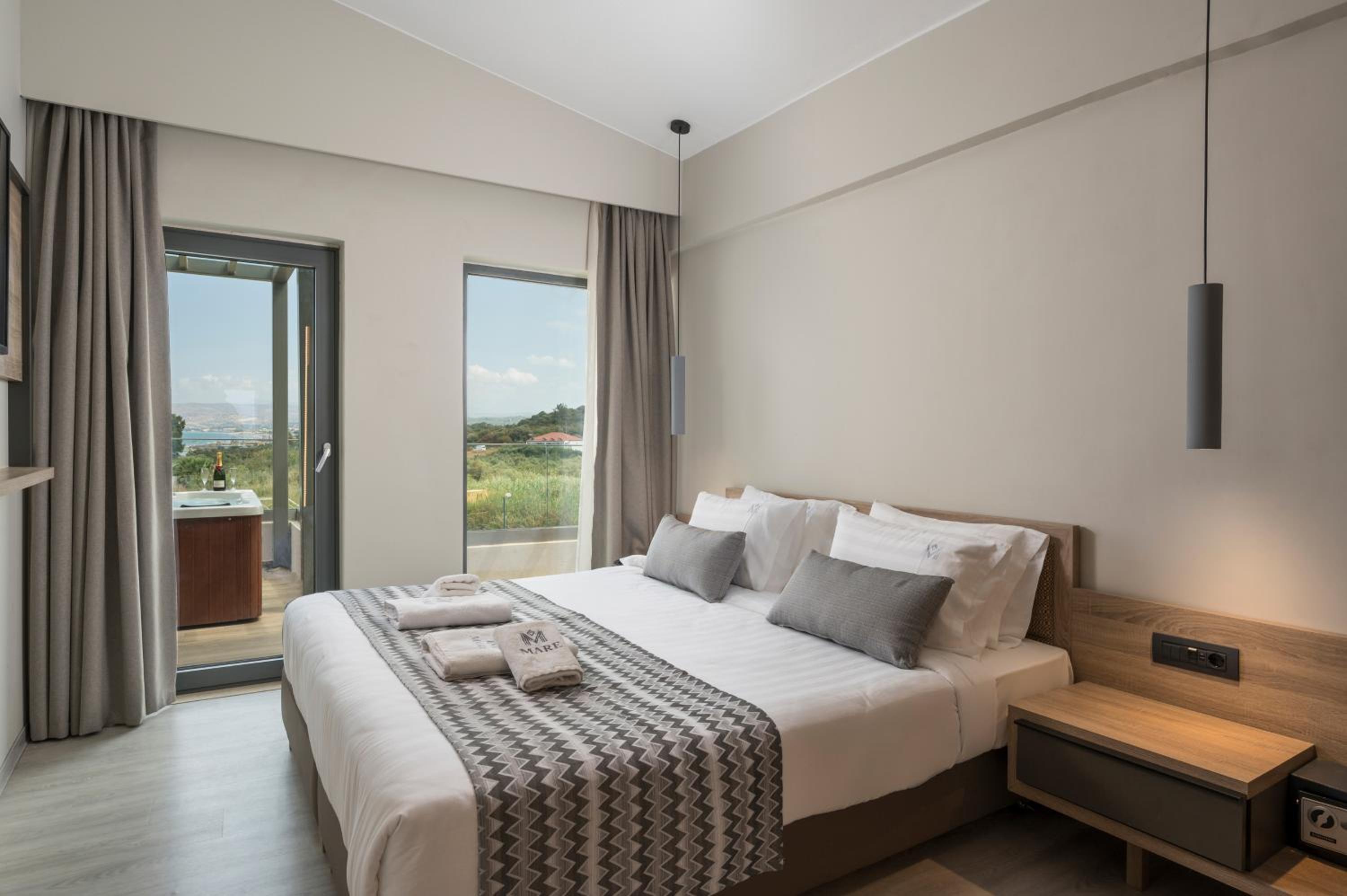 Suite with Jacuzzi