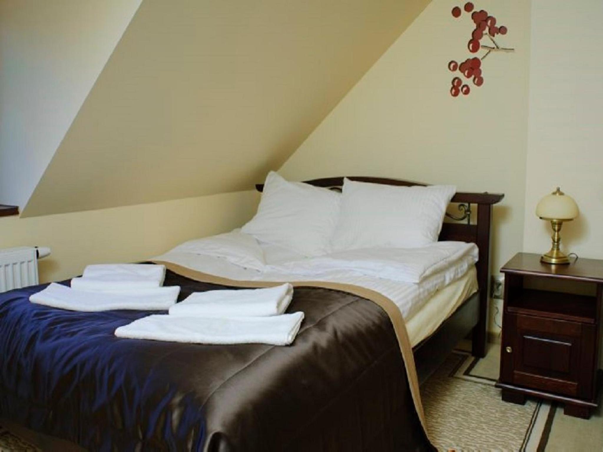 Suite - Photo 1