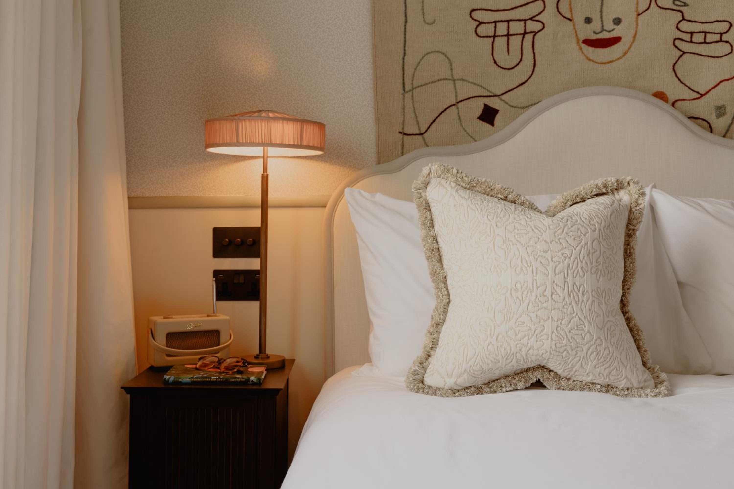 Small Double Room - Photo 3