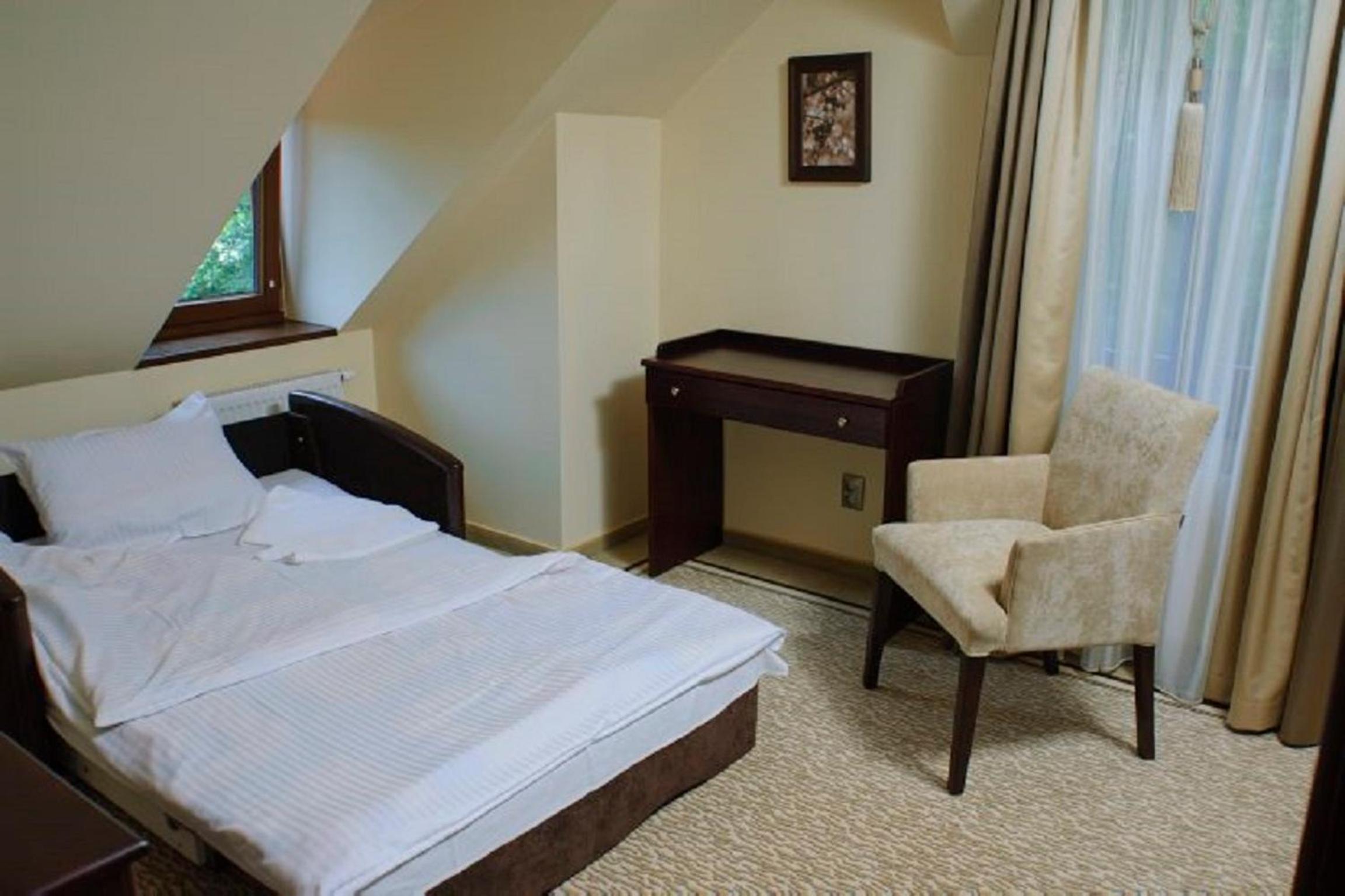 Suite - Photo 3