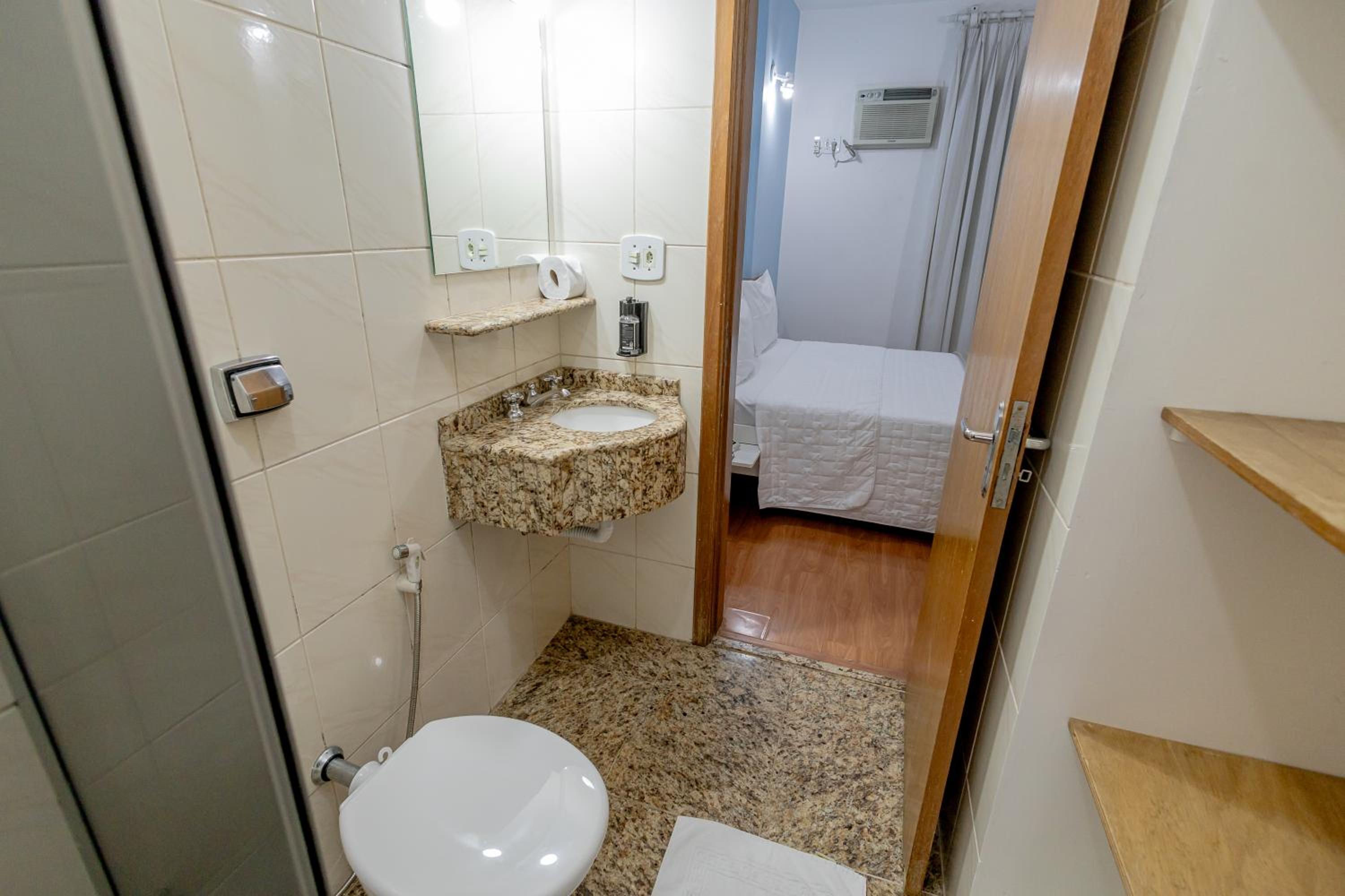 Standard Double Room photo 3