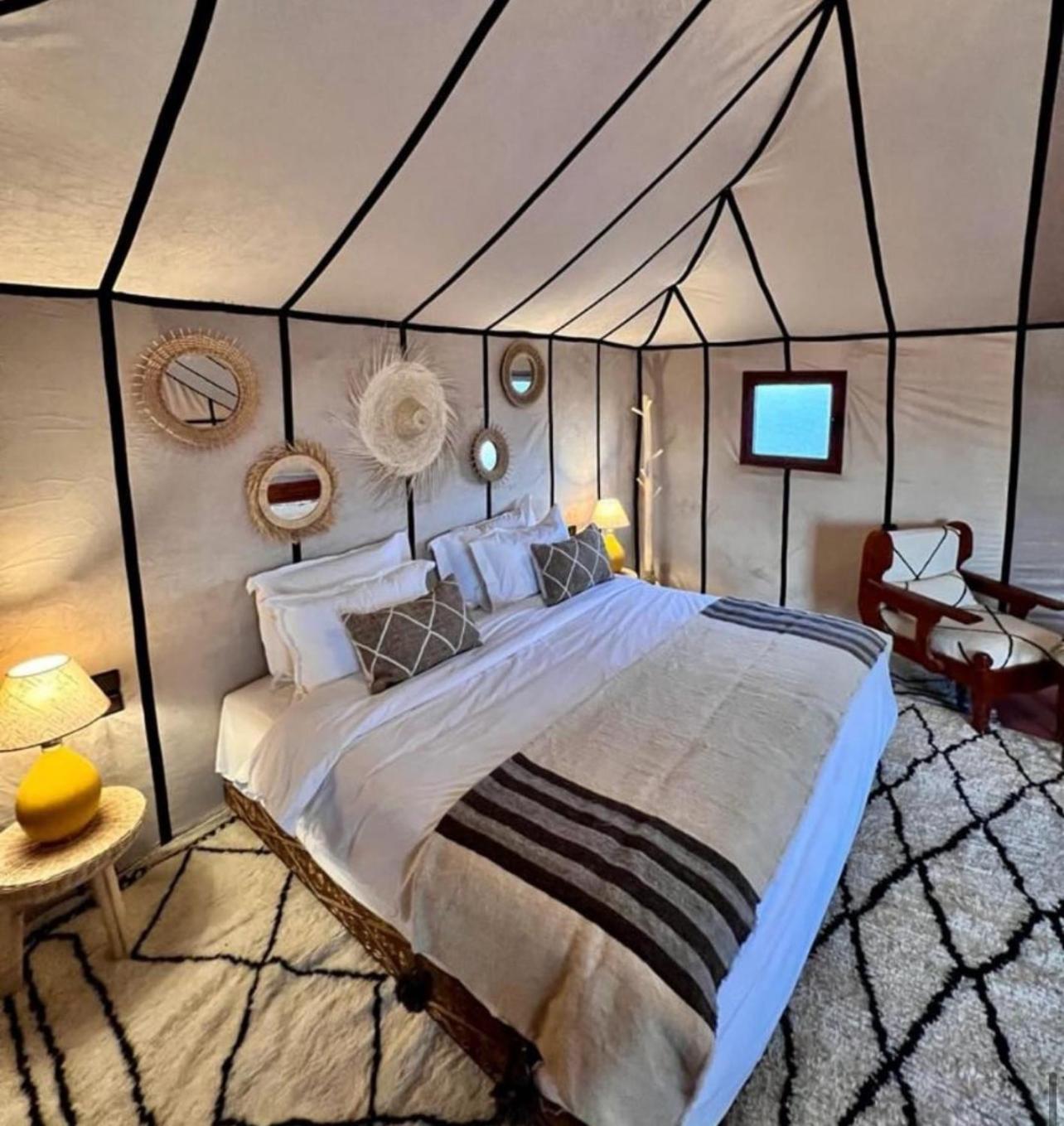 Deluxe Double or Twin Room photo 2