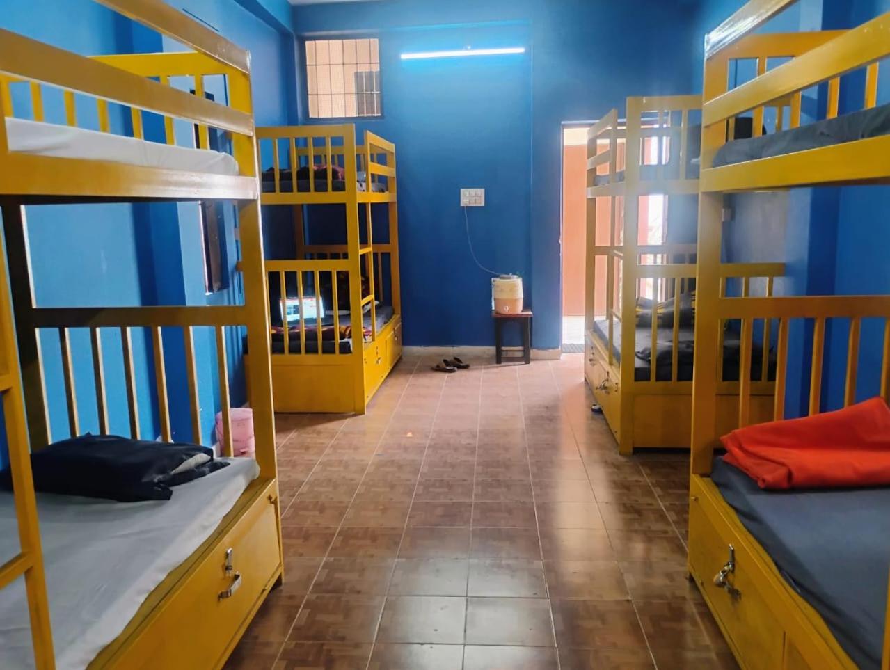 Mixed Dormitory Room photo 1