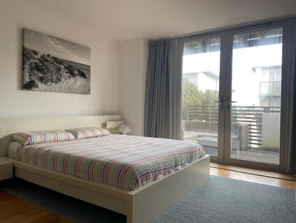 Three-Bedroom Vacation Home  photo 2