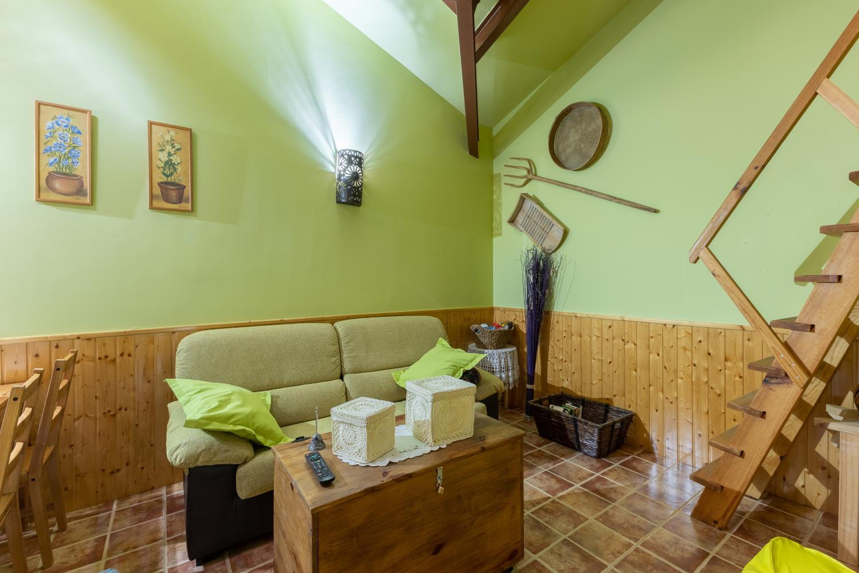 Apartamento de un dormitorio superior con balcón