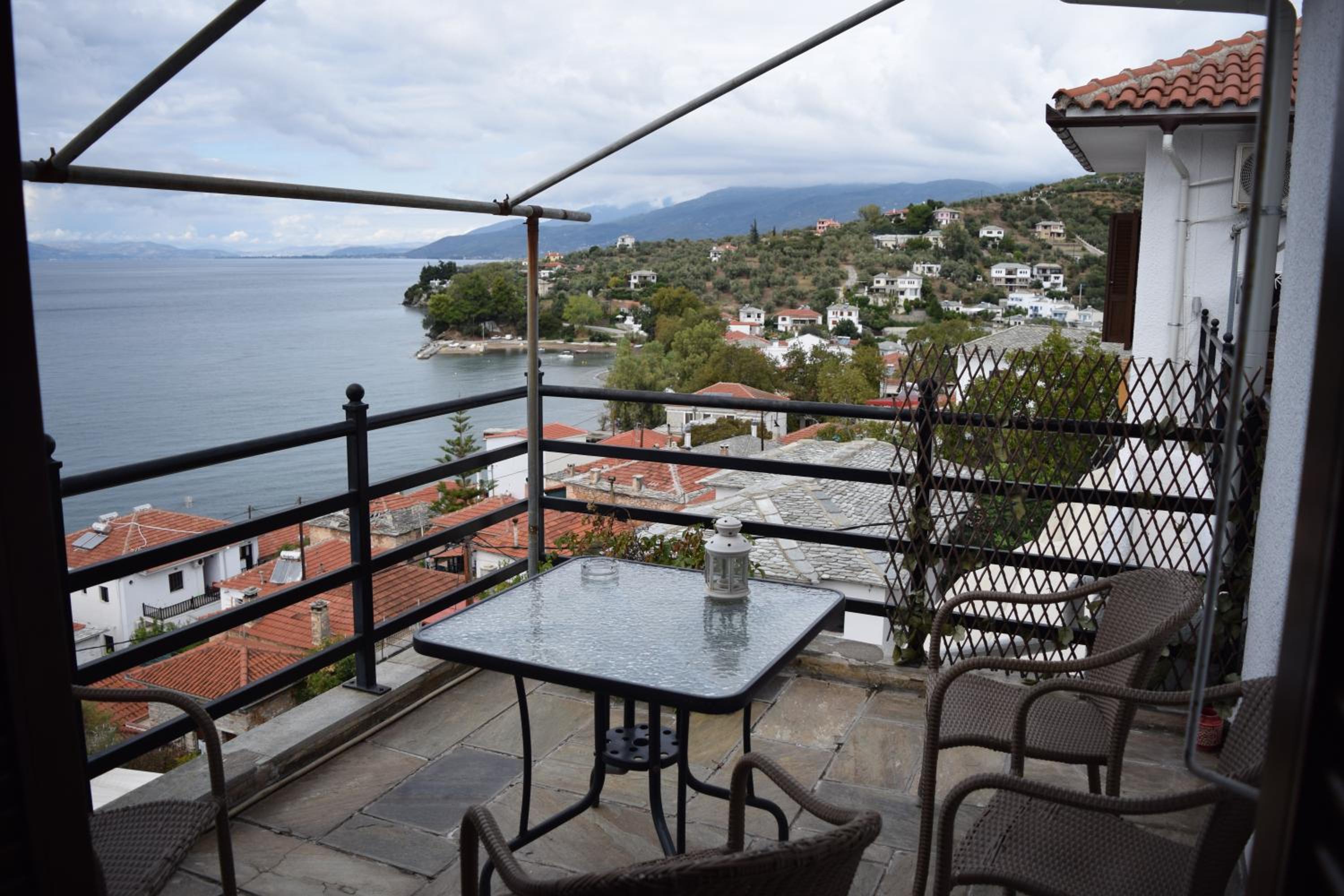 Comfort Room with Sea View - Photo 4