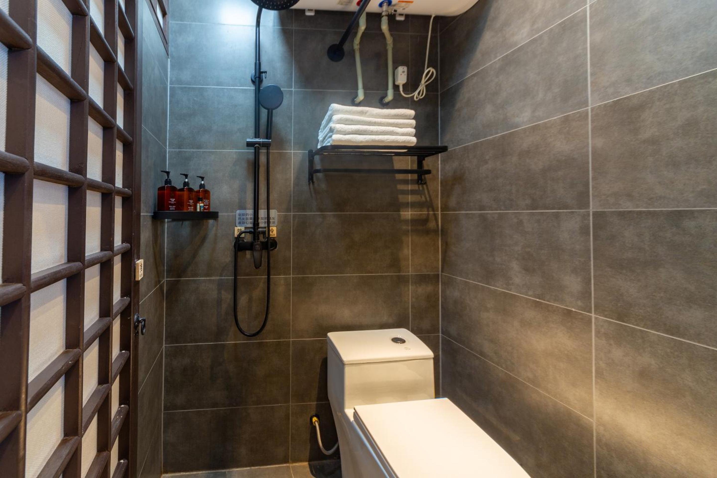 Tweepersoonskamer met eigen badkamer photo 2
