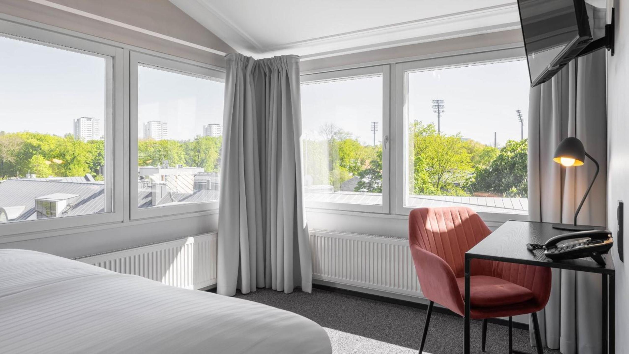 Standard Double Room - Photo 4