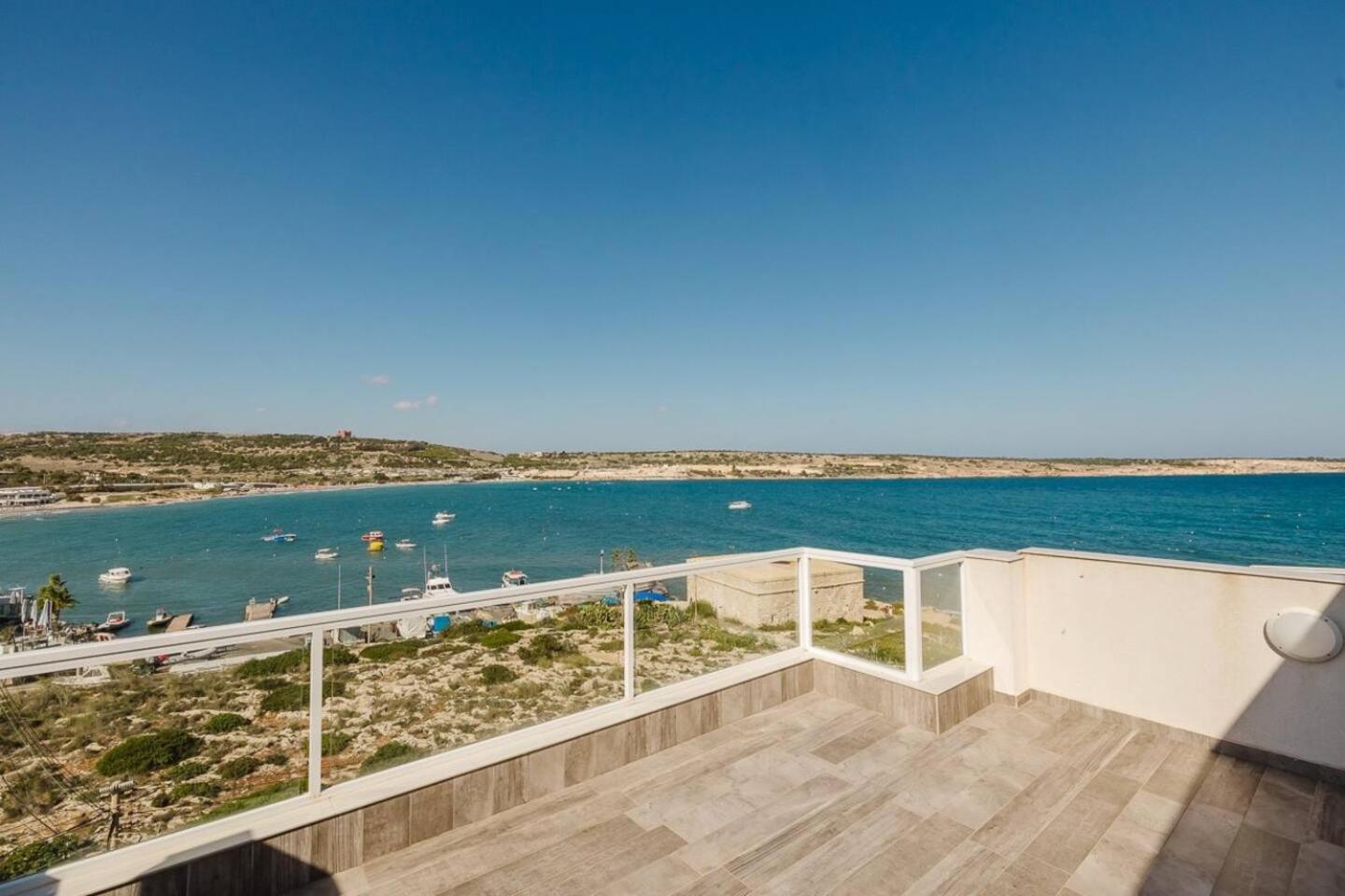 Family Room with Sea View