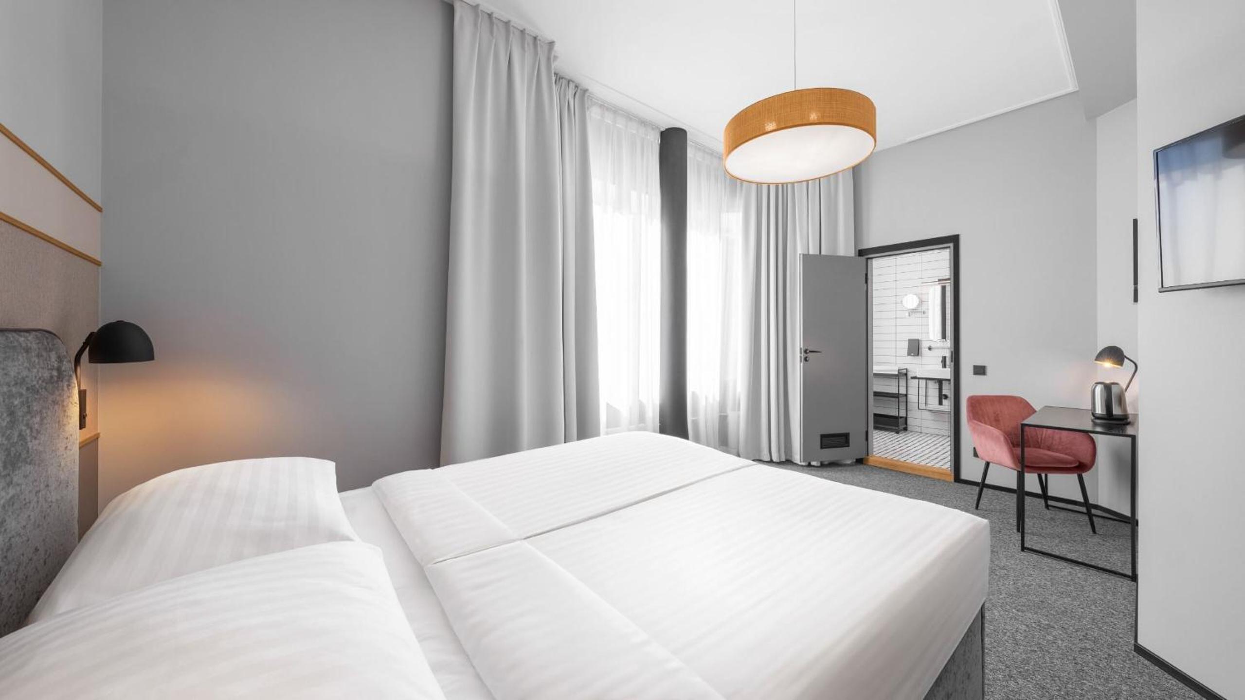 Superior Double Room - Photo 3