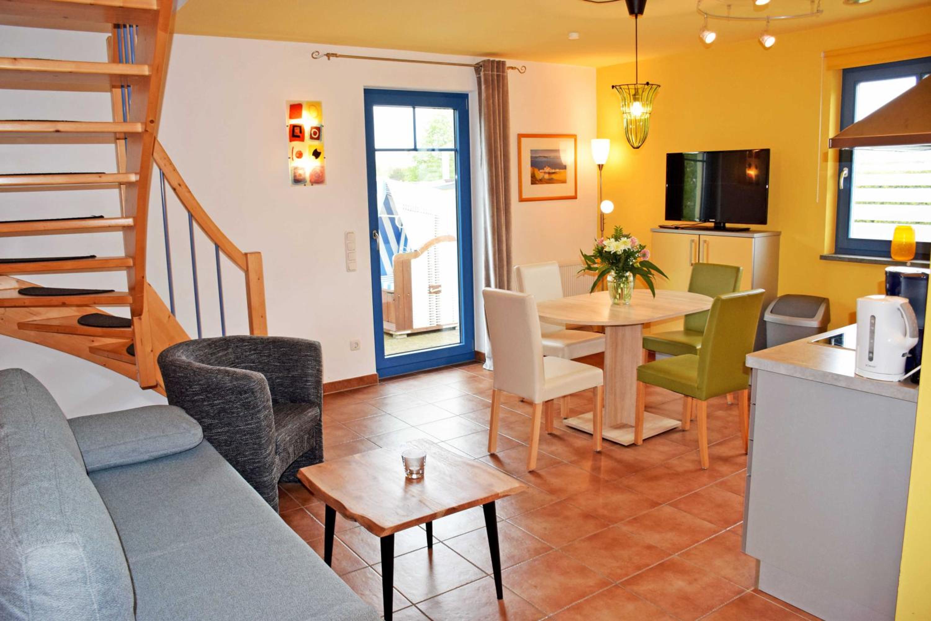 One-Bedroom Apartment with Terrace photo 1