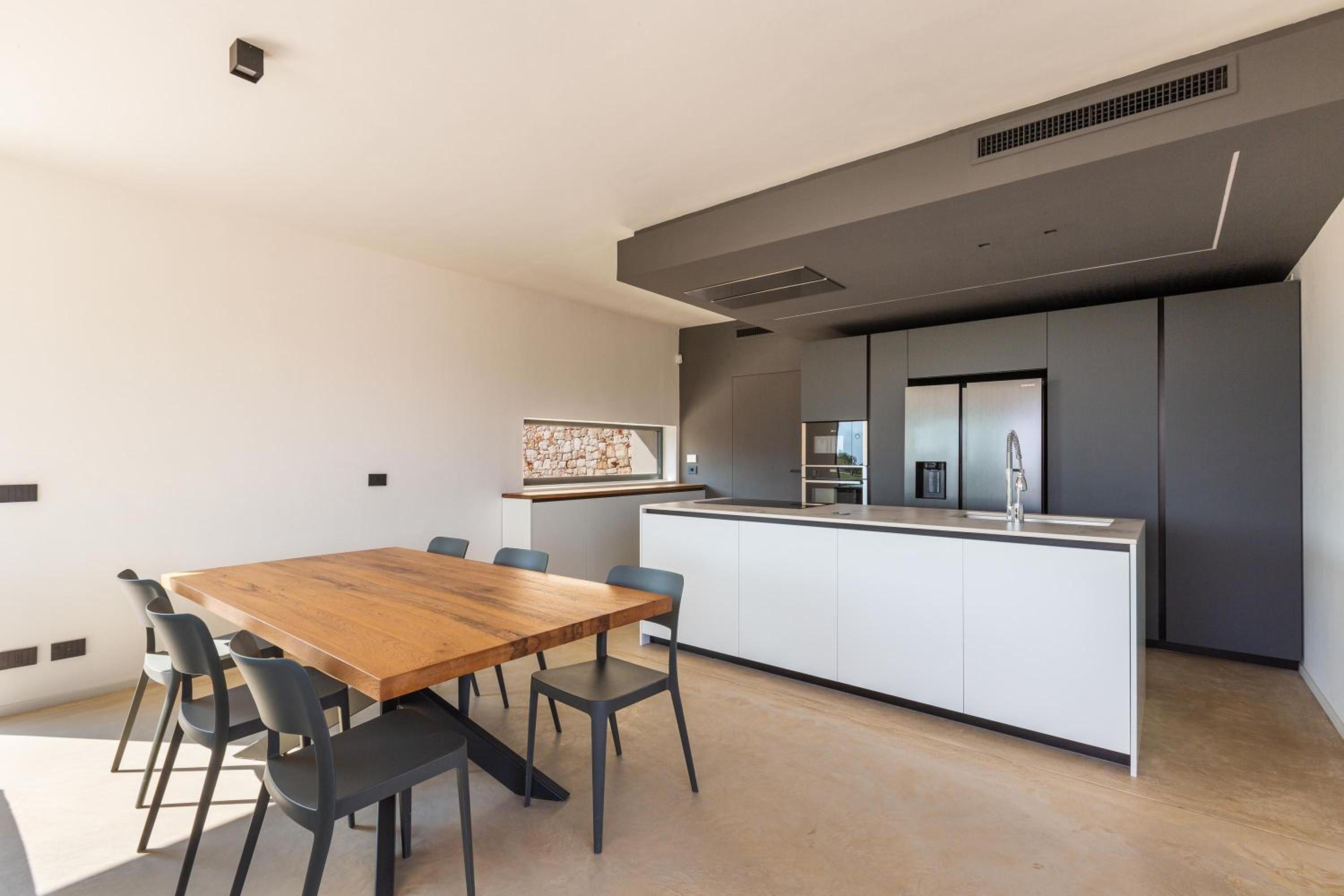 Three-Bedroom Villa photo 2
