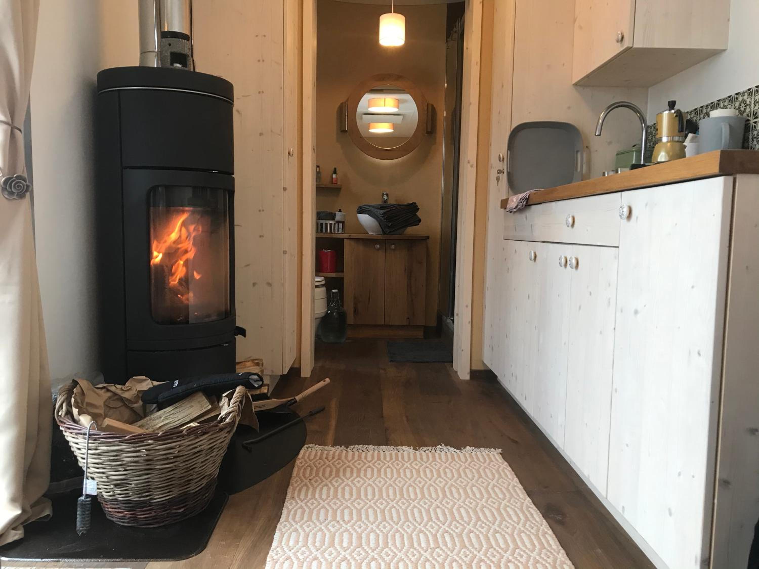 One-Bedroom House photo 2