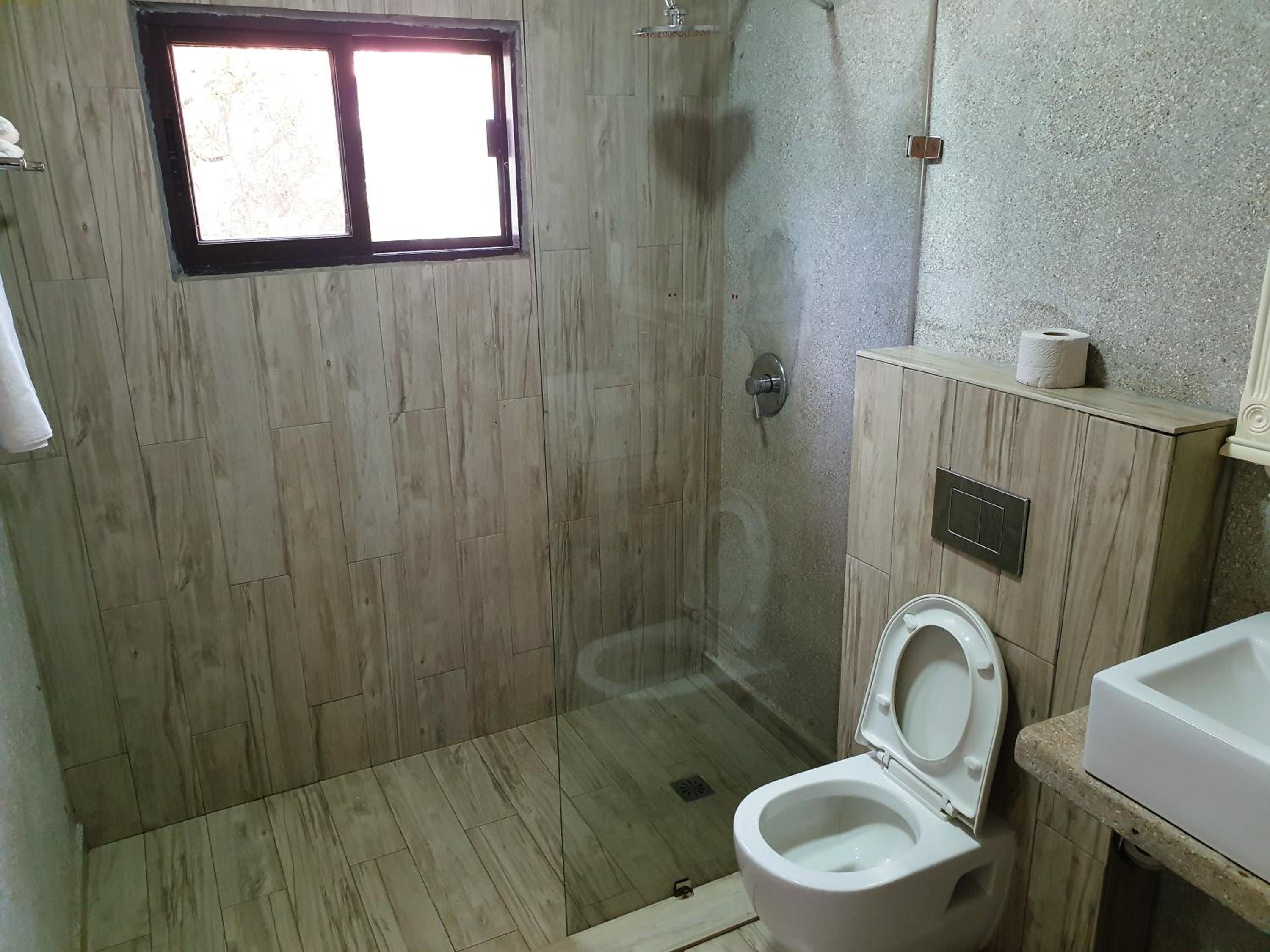 One-Bedroom House photo 2