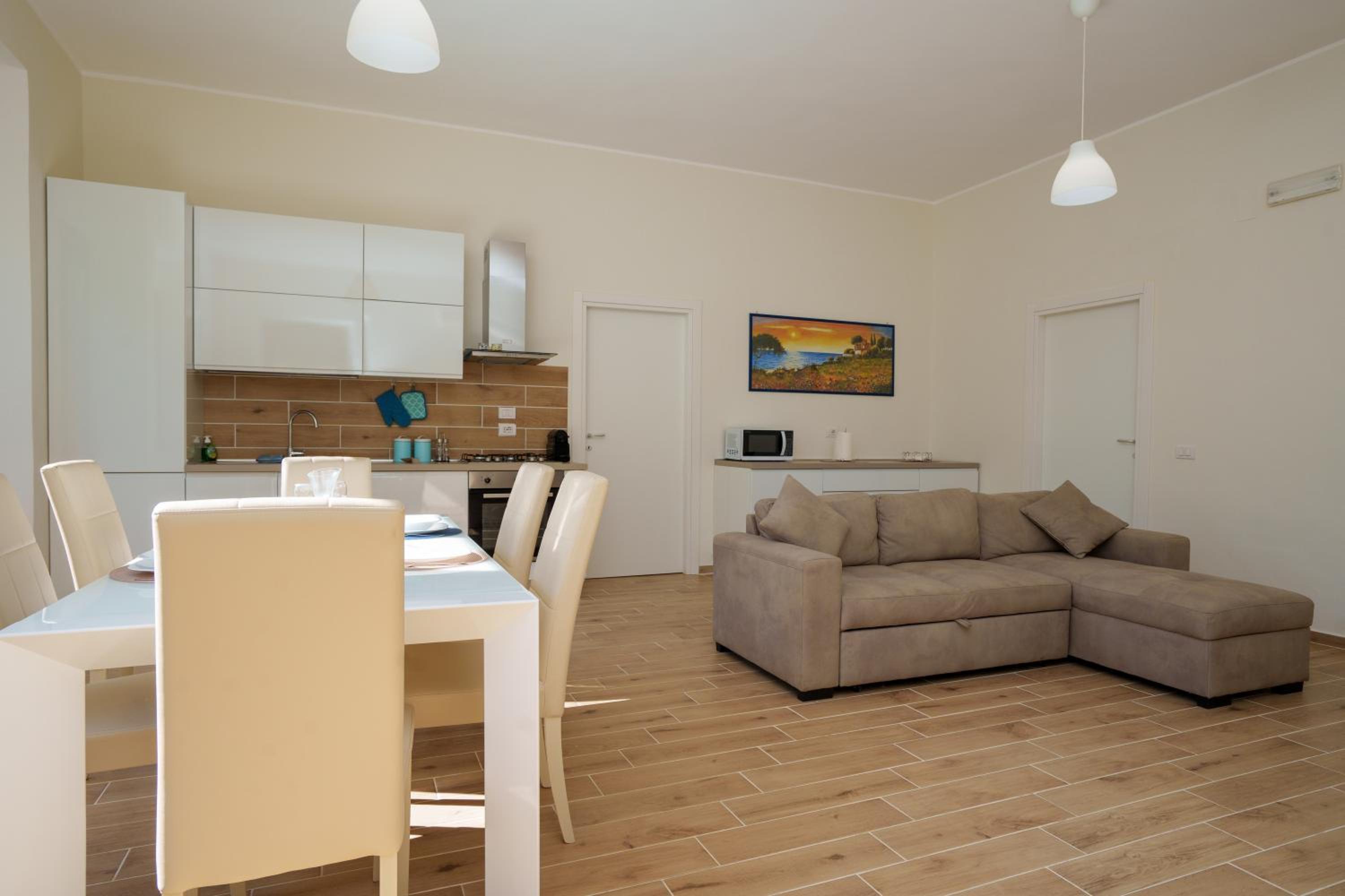 Two-Bedroom House photo 3