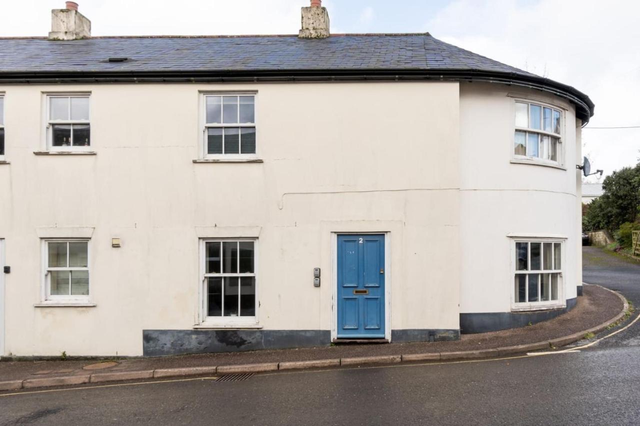 Two-Bedroom Apartment photo 3