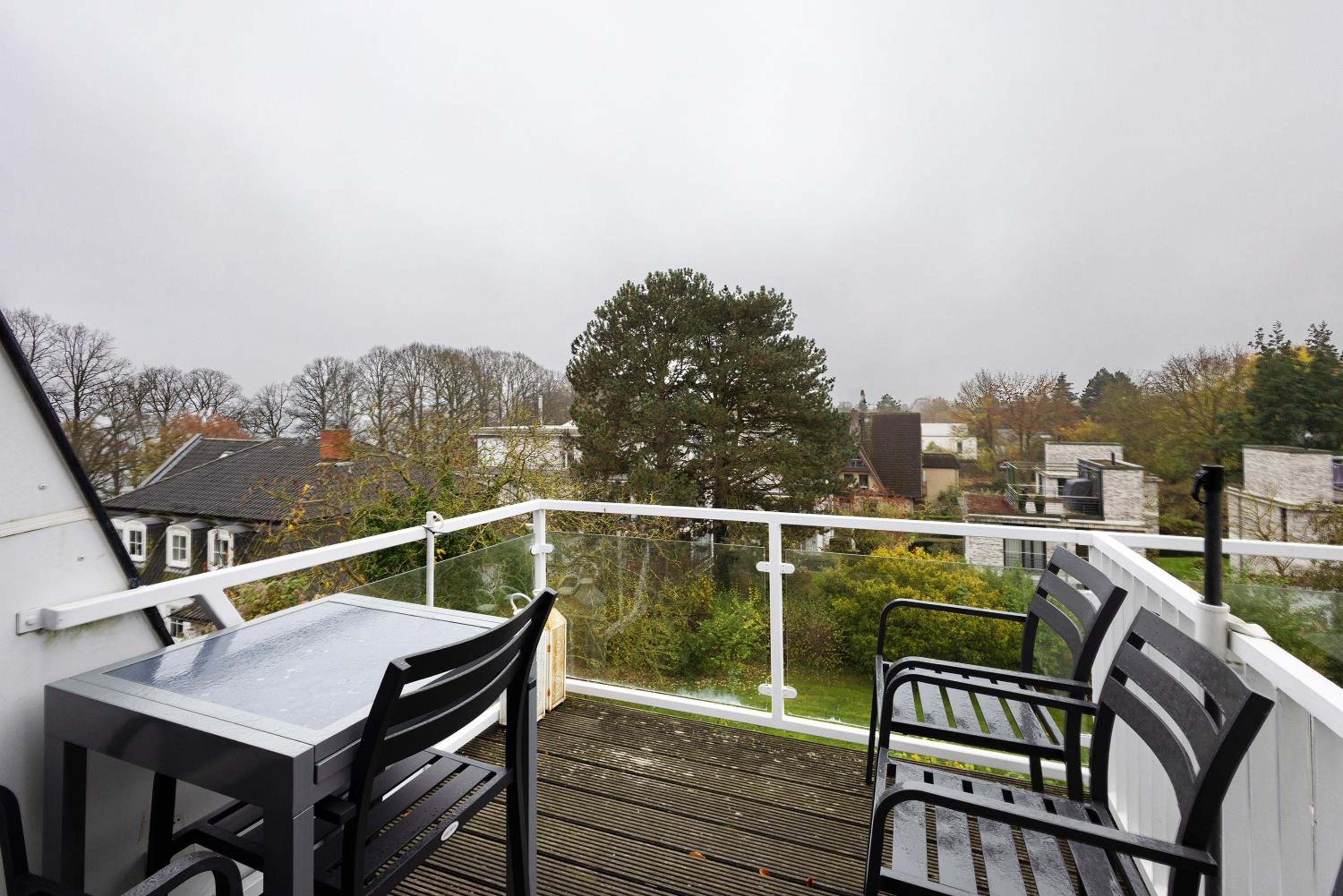 Two-Bedroom Deluxe Apartment with Ocean View photo 3