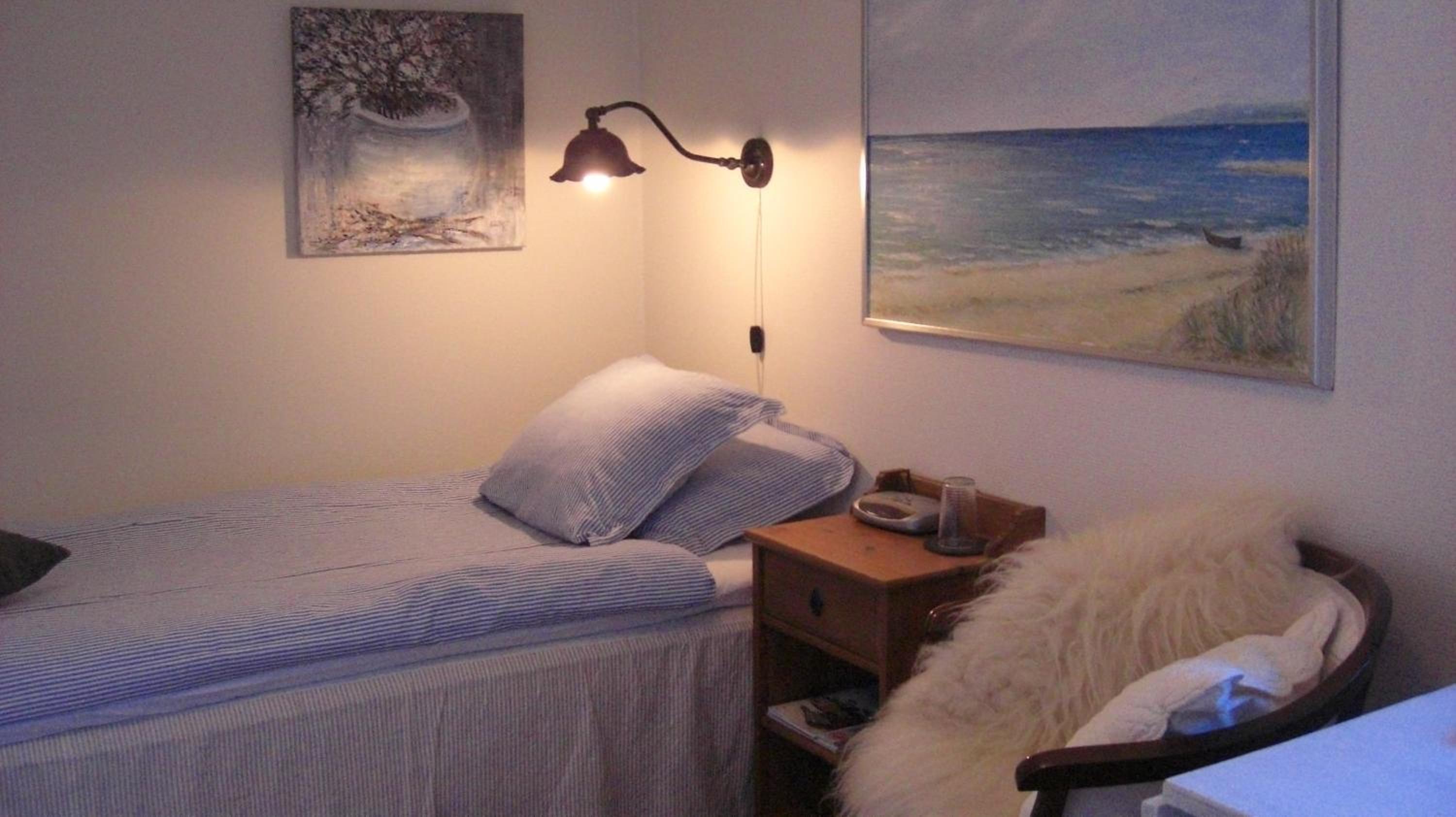 Single Room photo 3