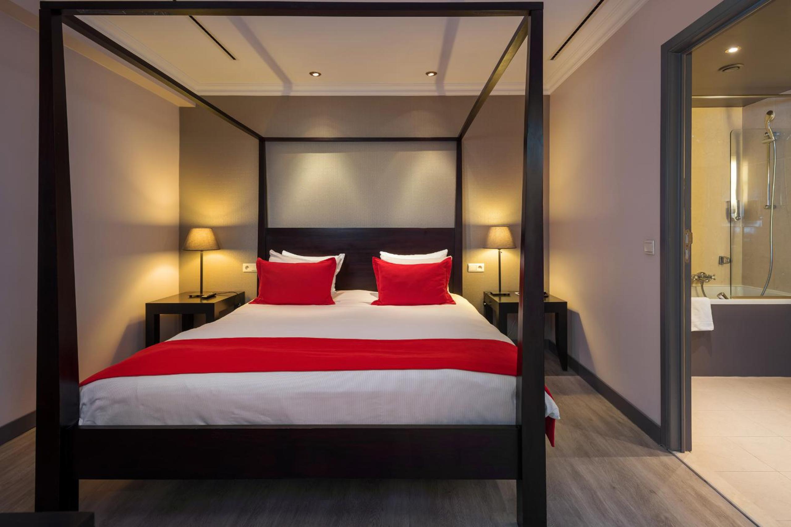 Deluxe Double Room - Photo 4