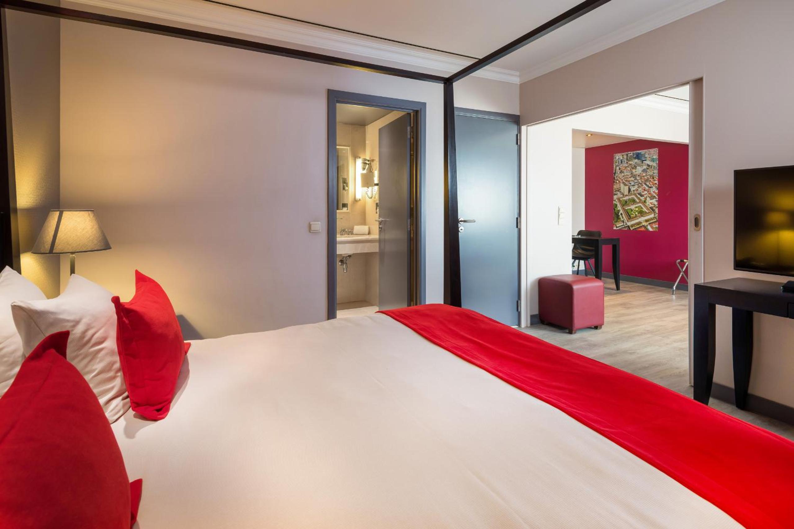 Deluxe Double Room - Photo 3