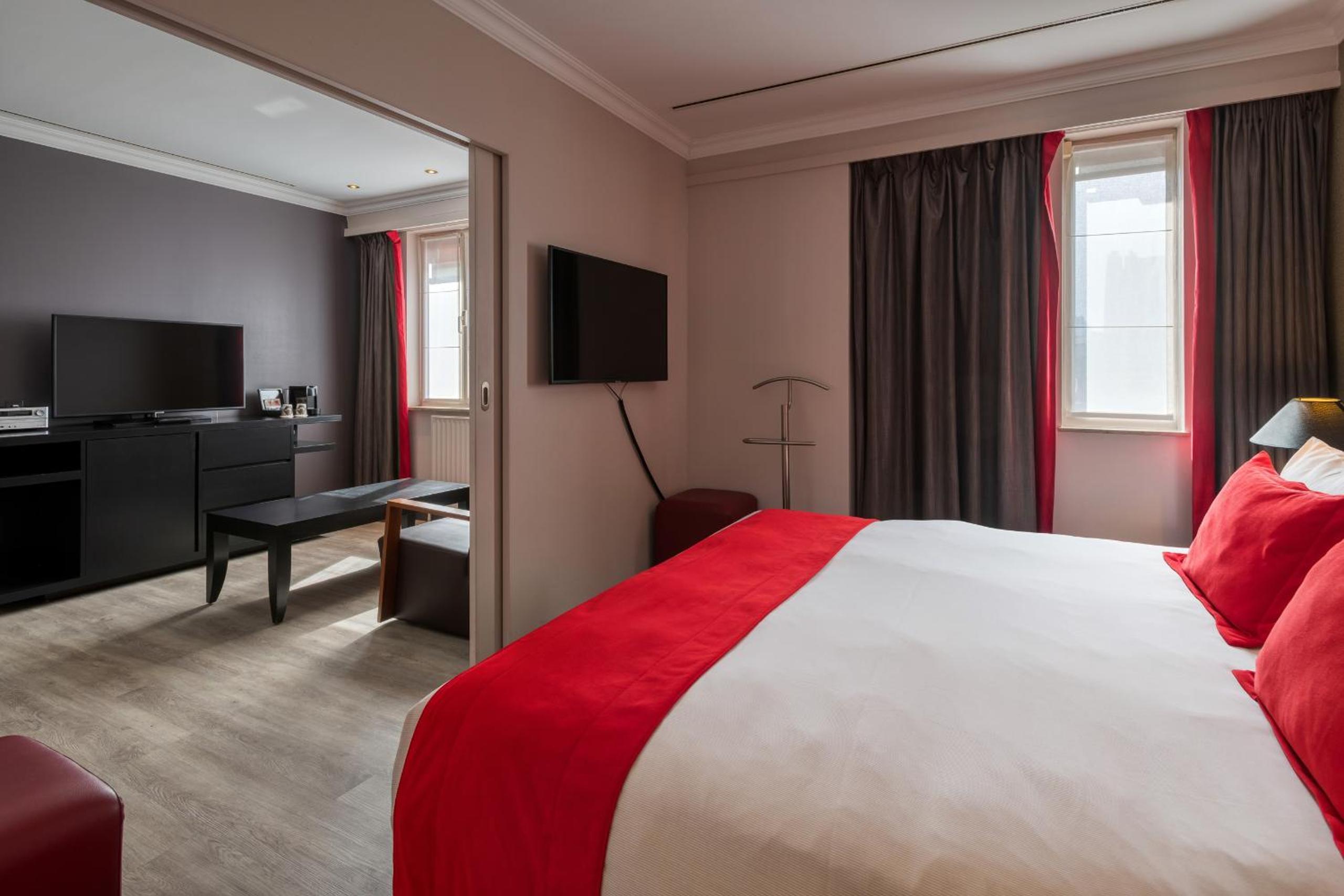 Deluxe Double Room - Photo 1