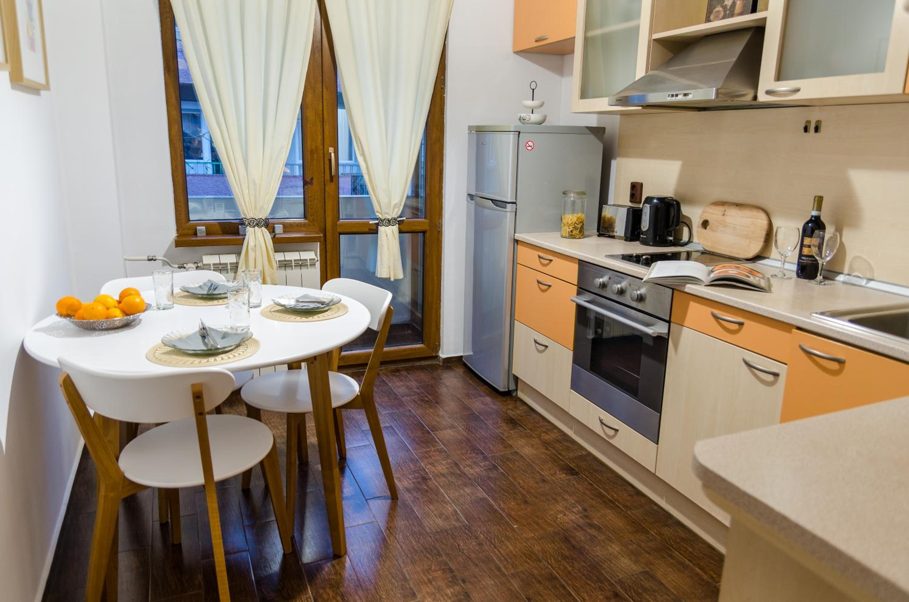 One-Bedroom Apartment - Photo 5