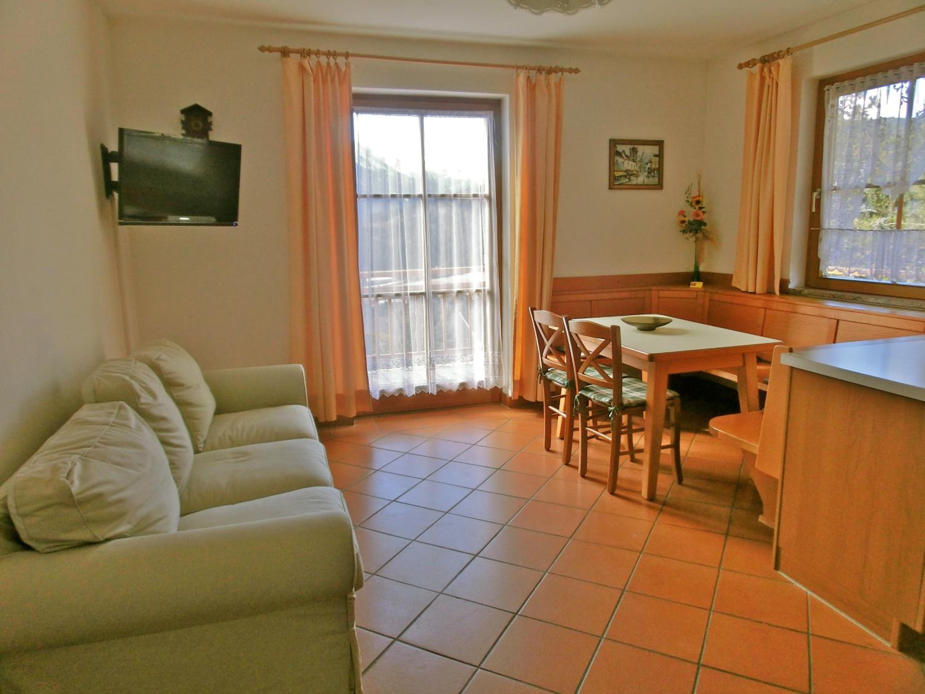 Three-Bedroom Apartment photo 1