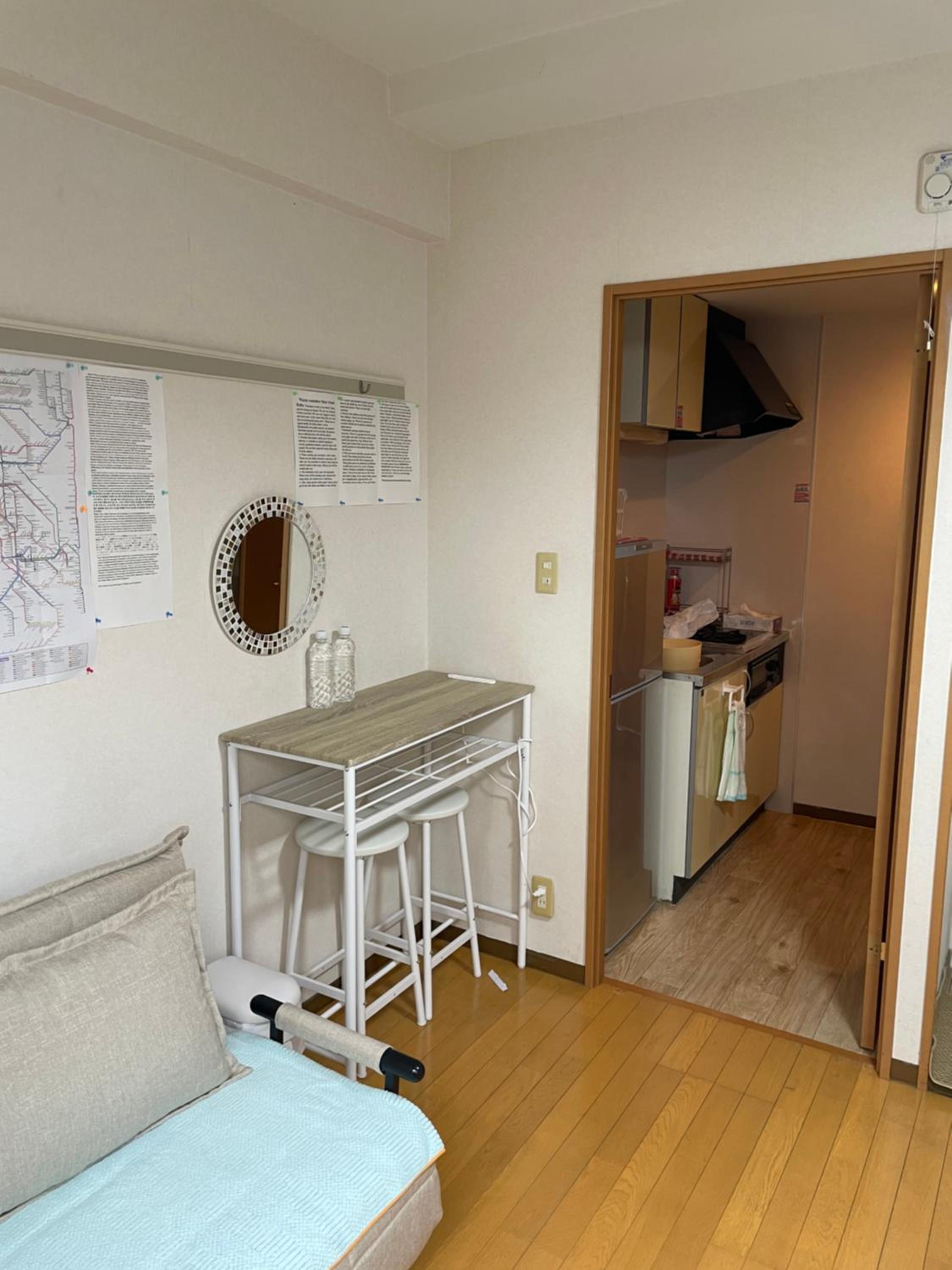 One-Bedroom Apartment photo 3