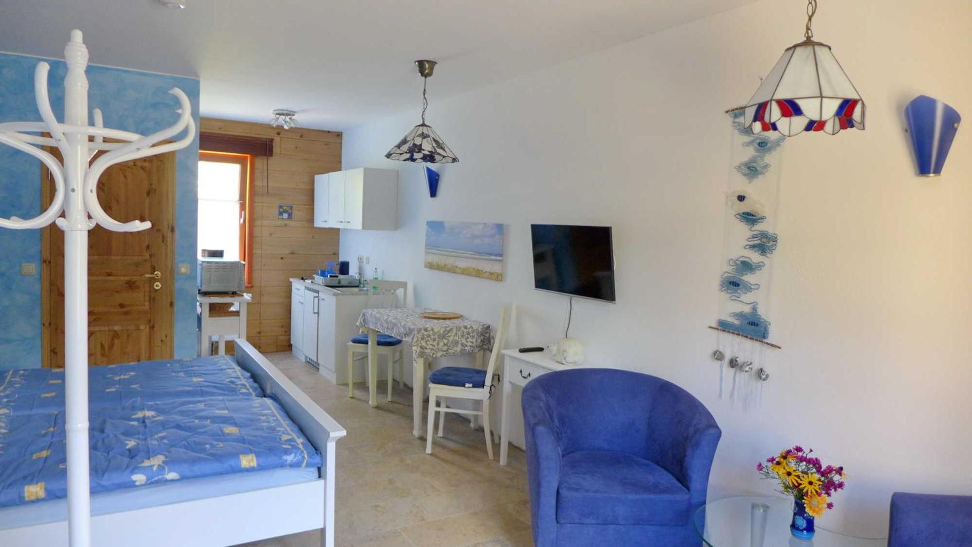 Double or Twin Room with Private Bathroom photo 1