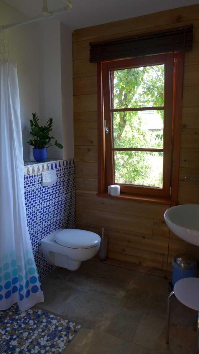 Double or Twin Room with Private Bathroom photo 3