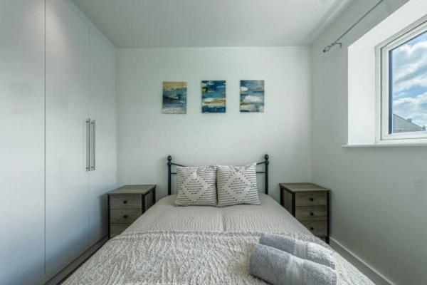 Three-Bedroom Apartment photo 3