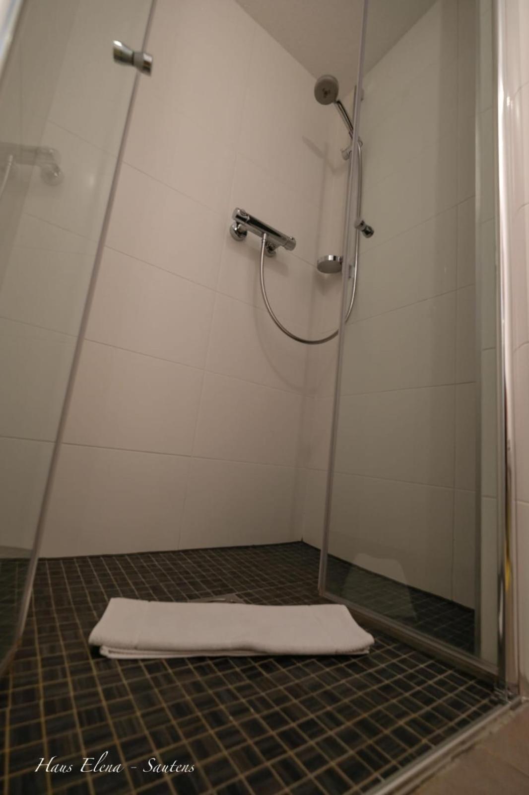 Studio Apartment - Photo 3