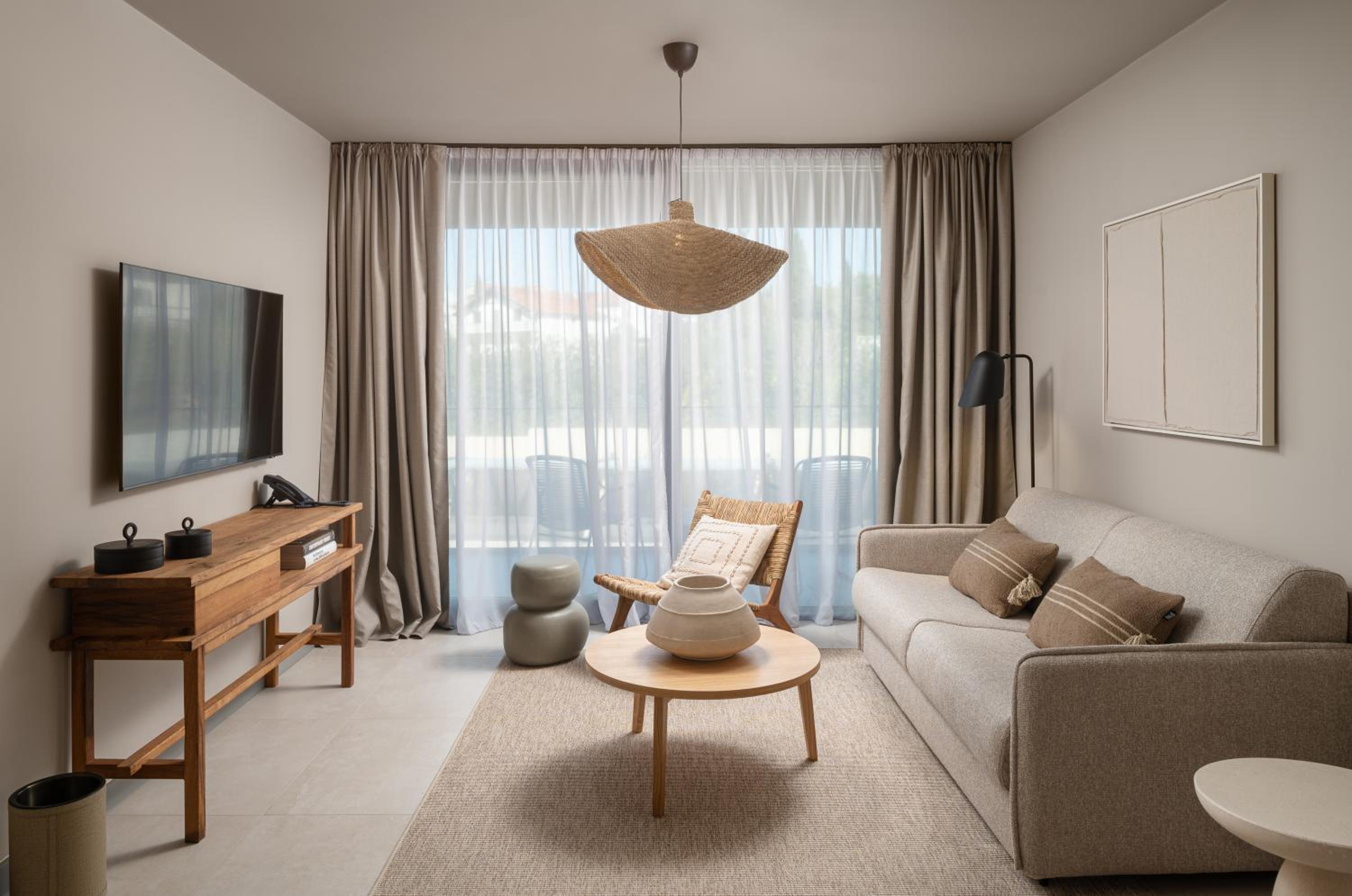 Superior Family Suite - Photo 8