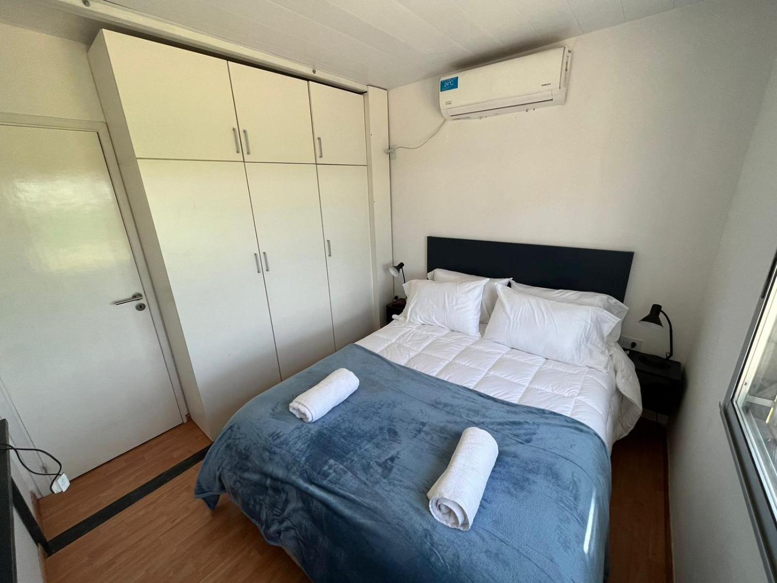 One-Bedroom House photo 3