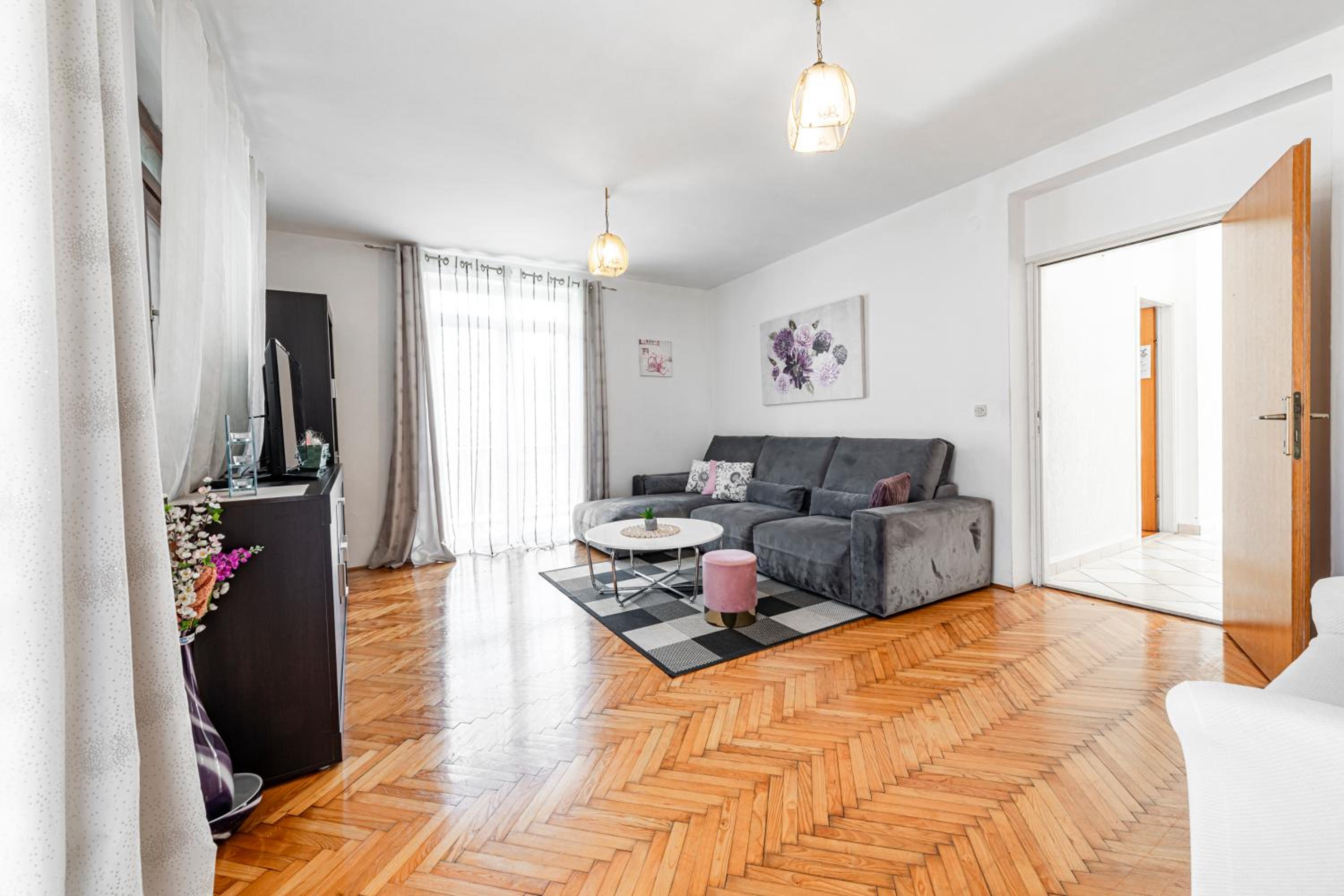 Two-Bedroom Apartment with Balcony photo 1