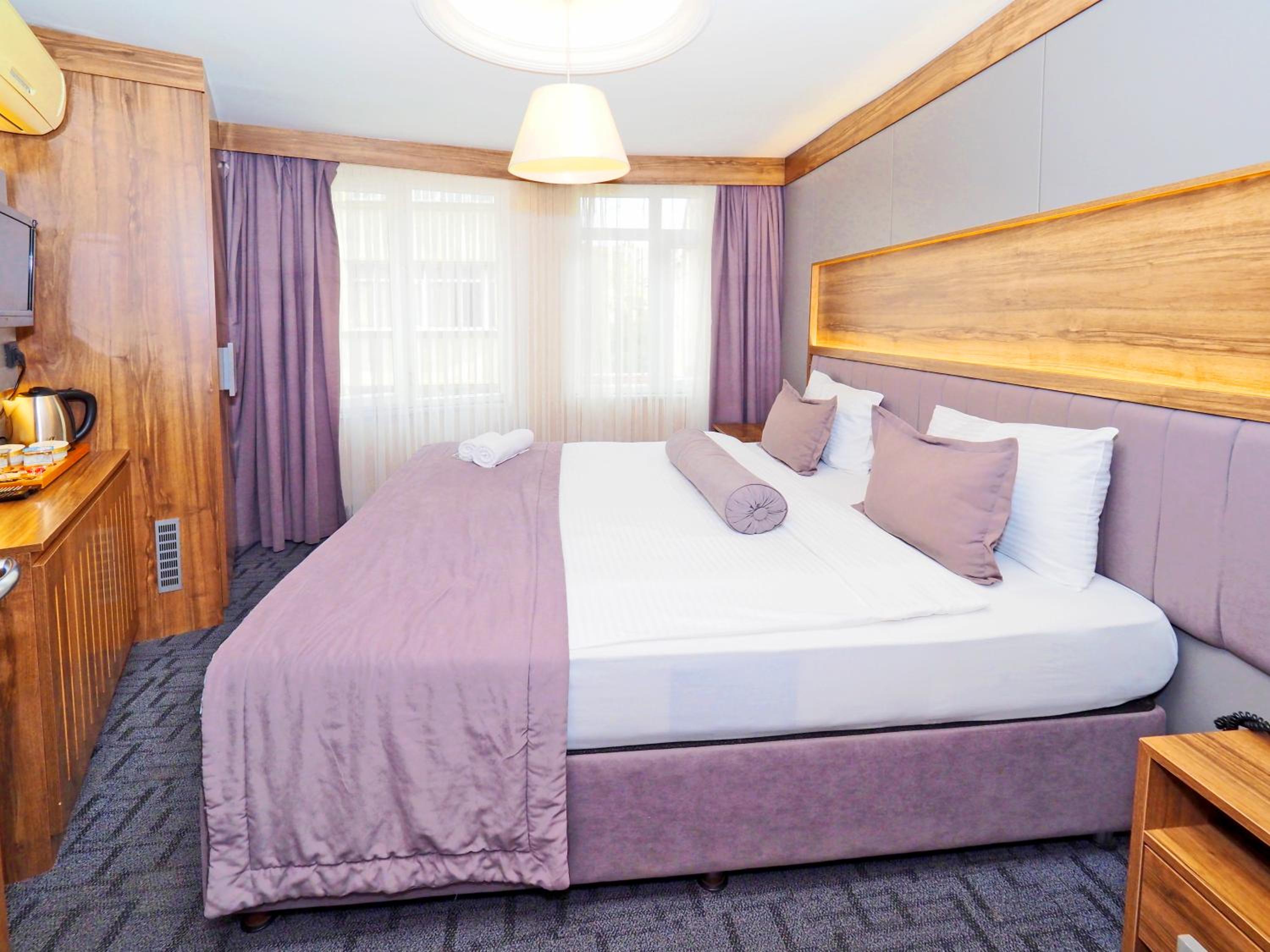 Large Single Room photo 2