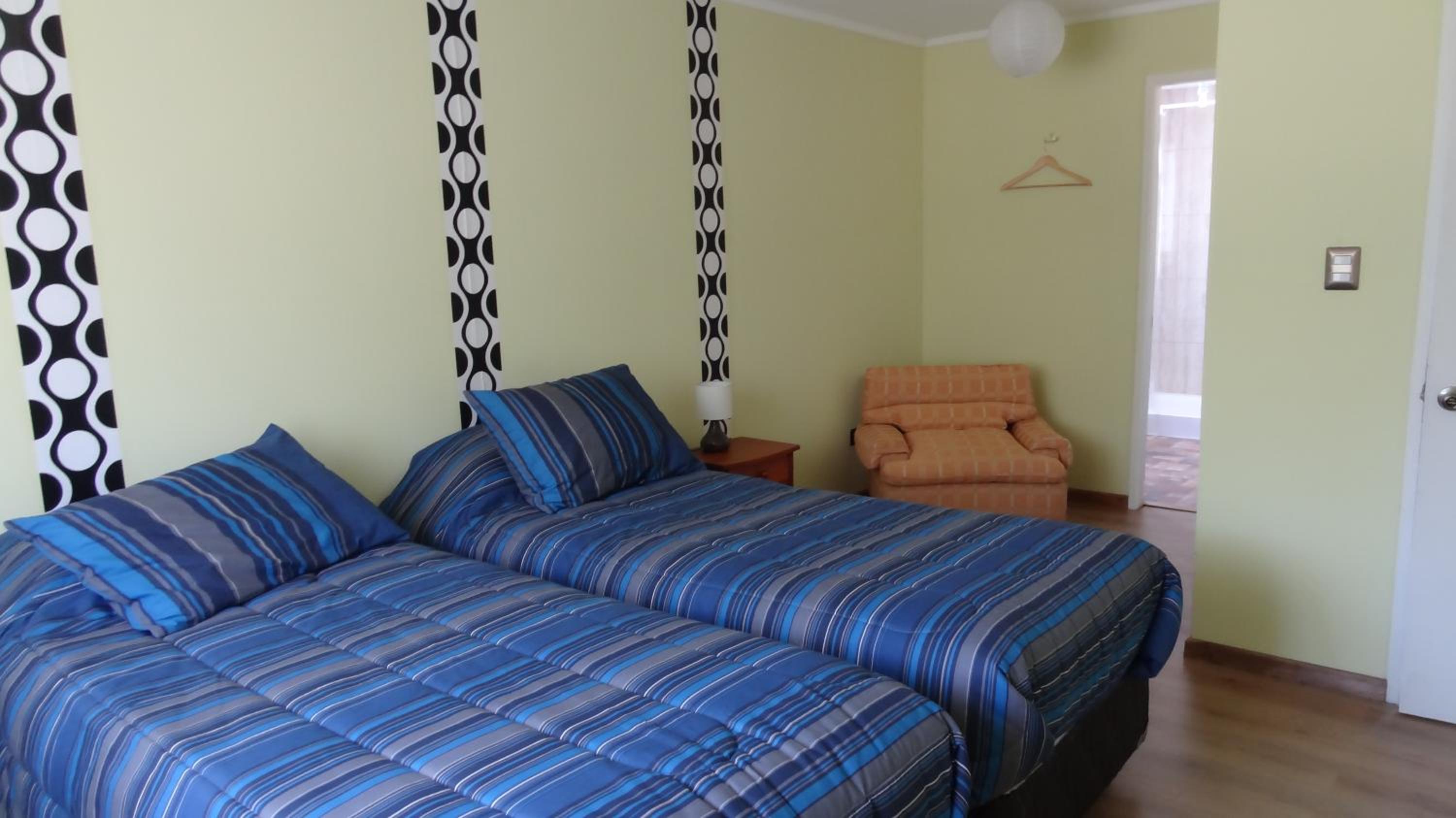 Twin Room with Private Bathroom photo 1