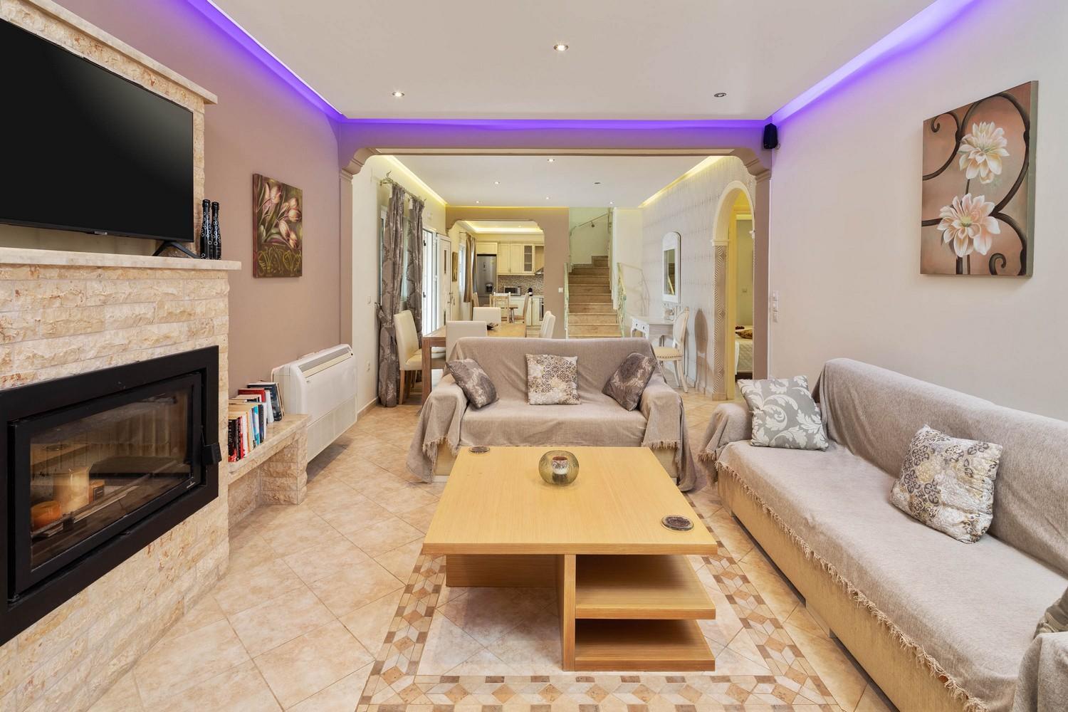 Three-Bedroom Villa photo 1
