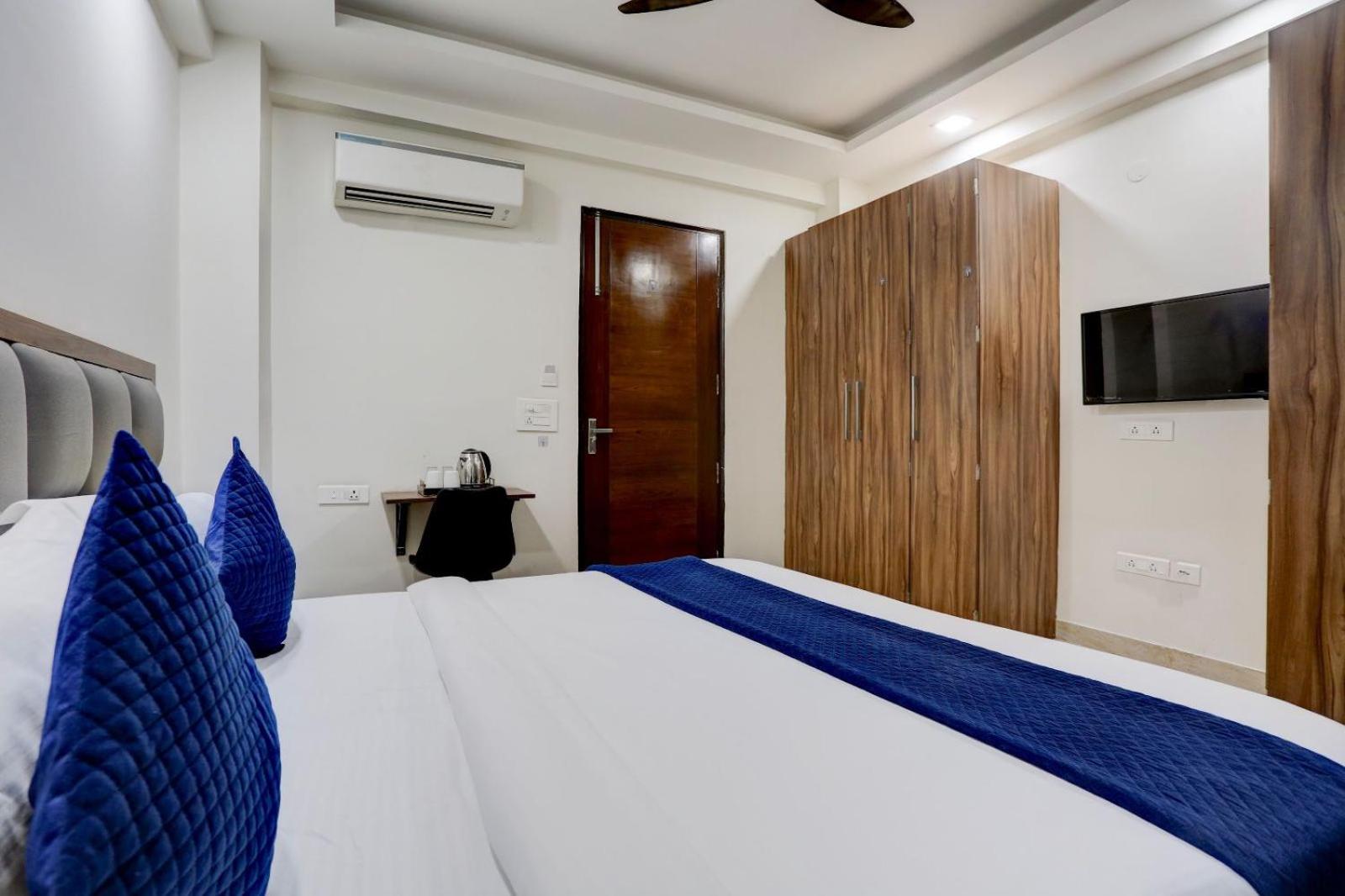 Deluxe Room - Photo 3