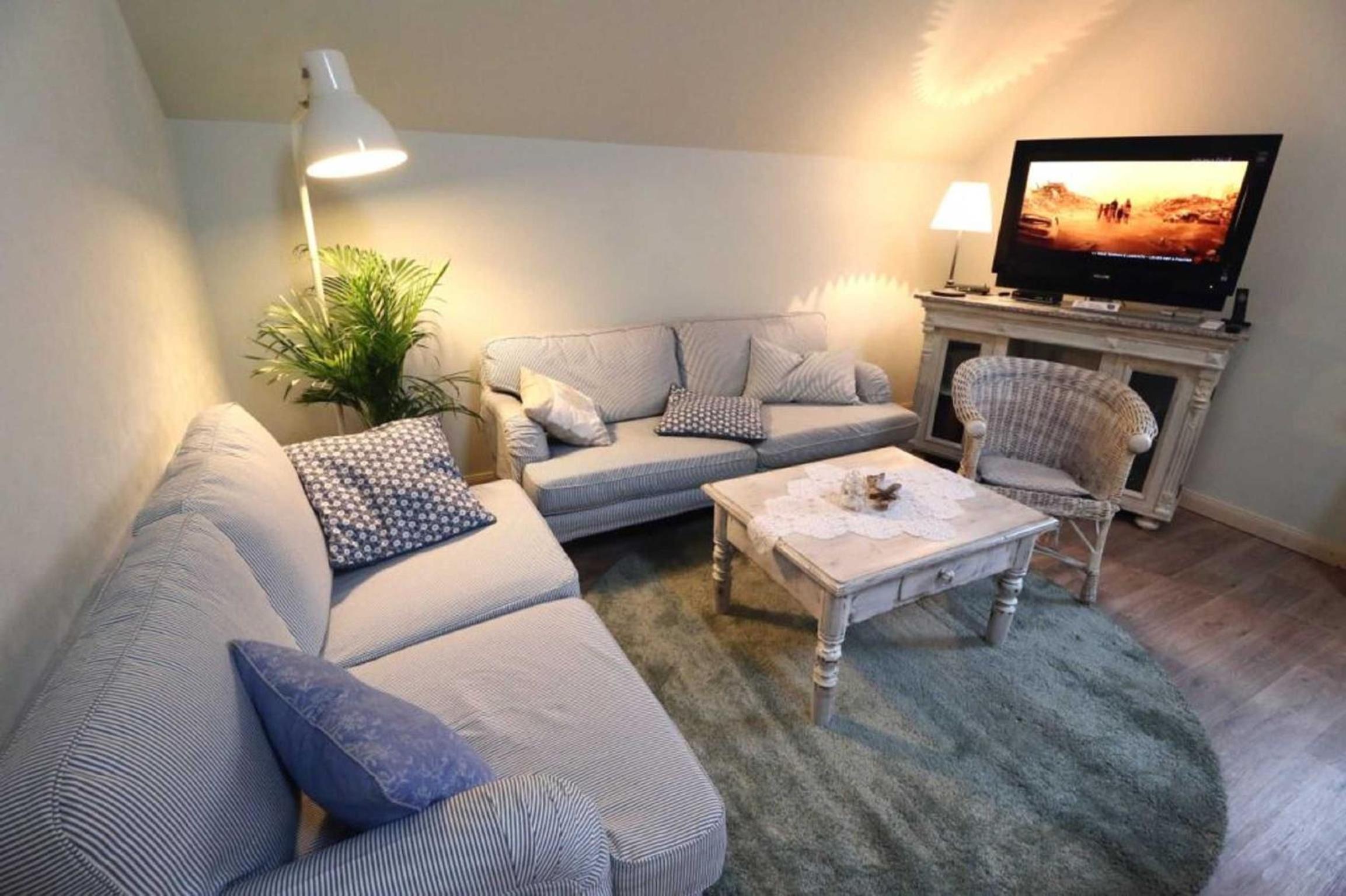 Two-Bedroom Apartment with Balcony photo 1