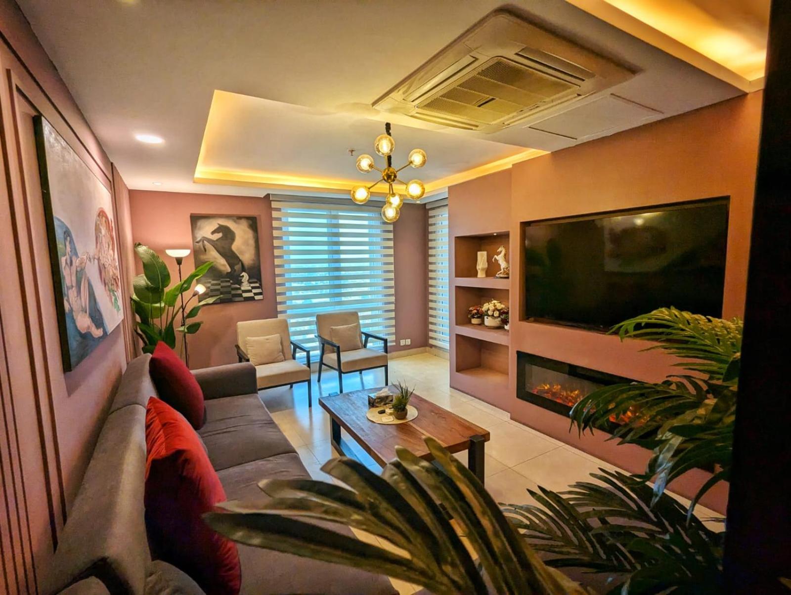 One-Bedroom Apartment