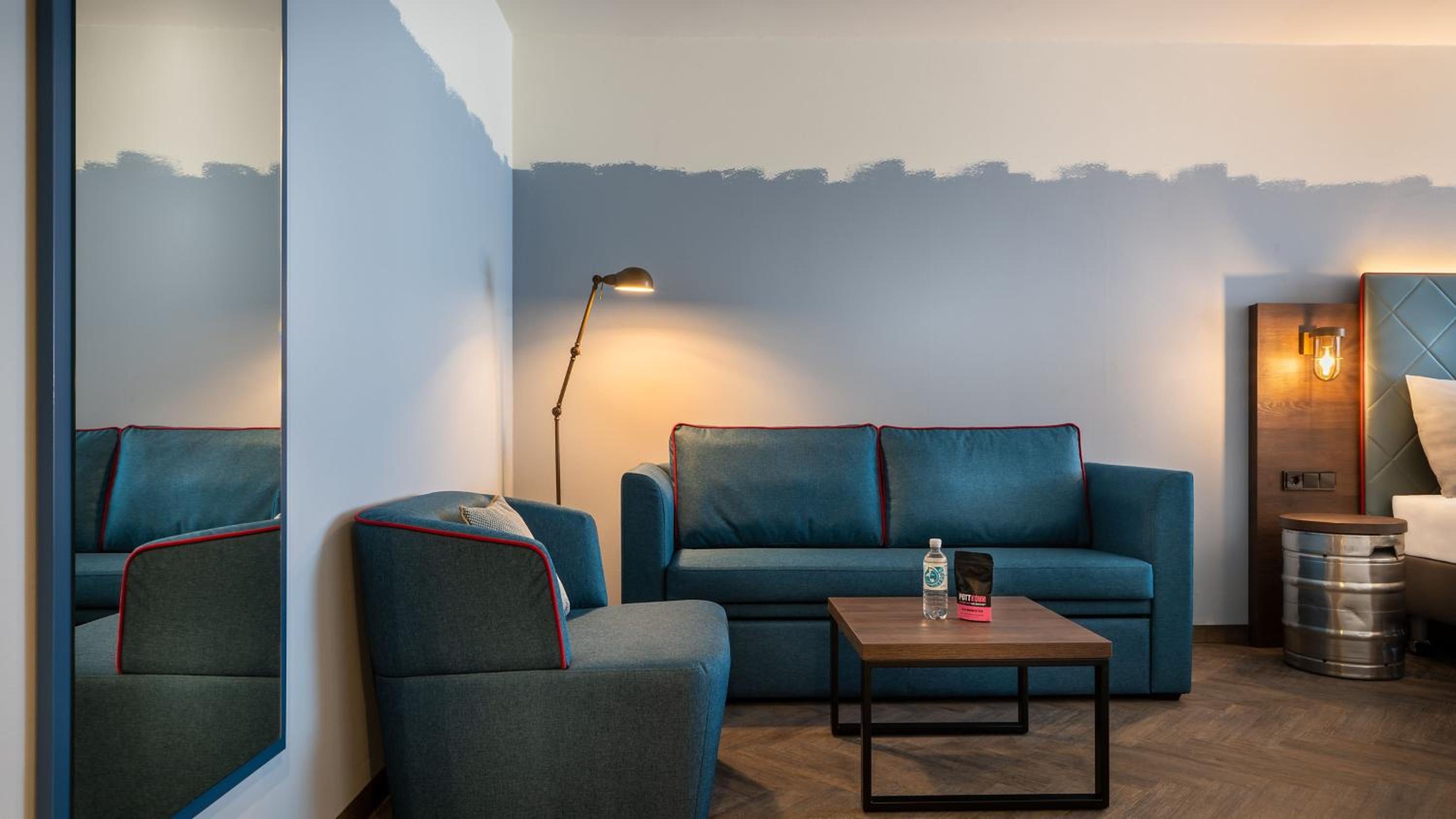 Premium Family Queen Room with Sofa Bed photo 1