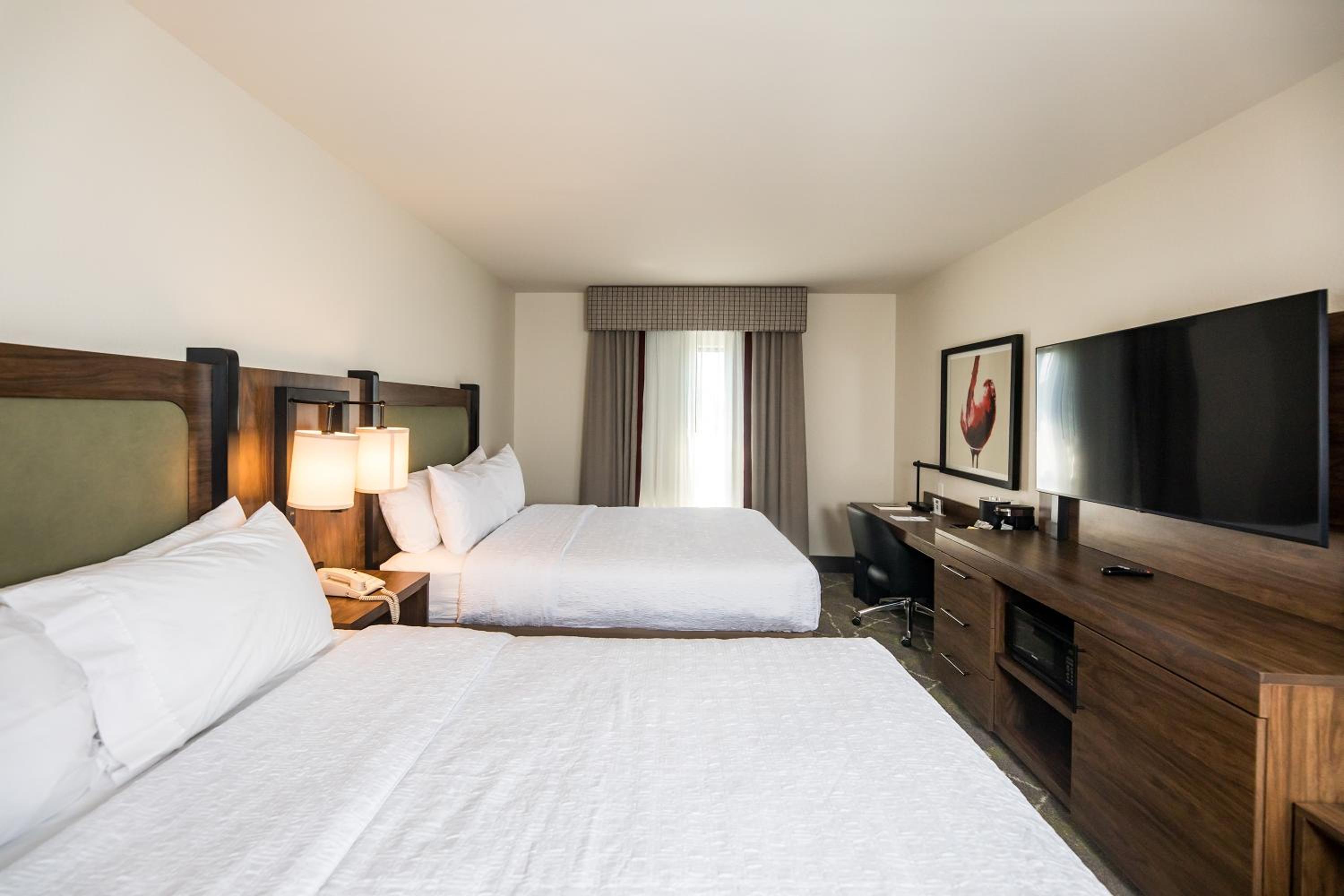 Queen Room with Two Queen Beds - Hearing Access - Photo 2