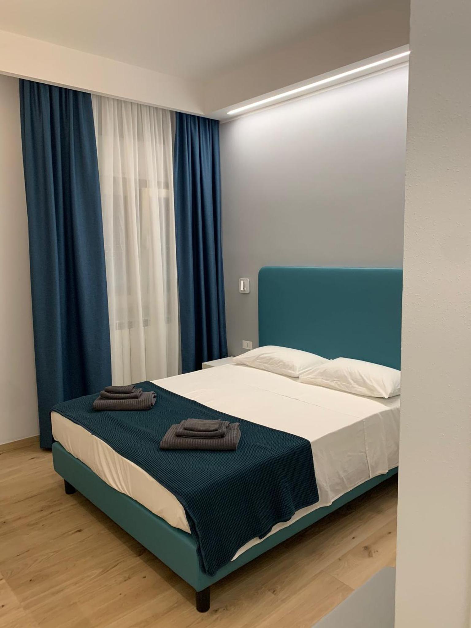 Double Room with Private Bathroom photo 3